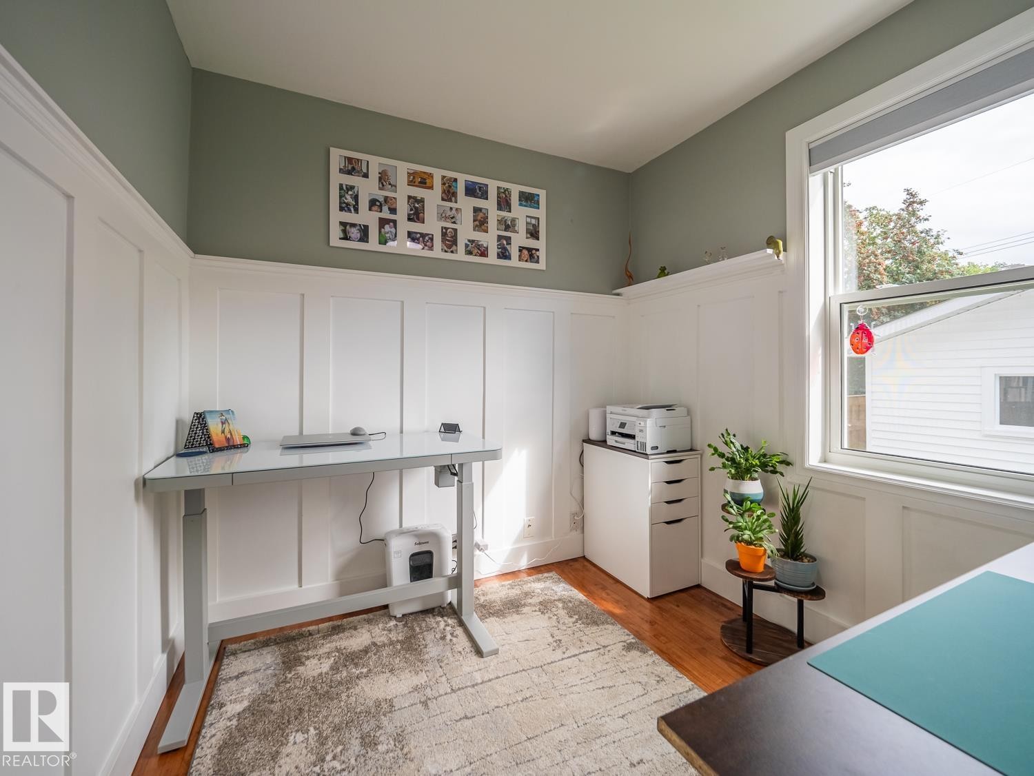 10511 68 Avenue Nw, Edmonton, AB - Indoor