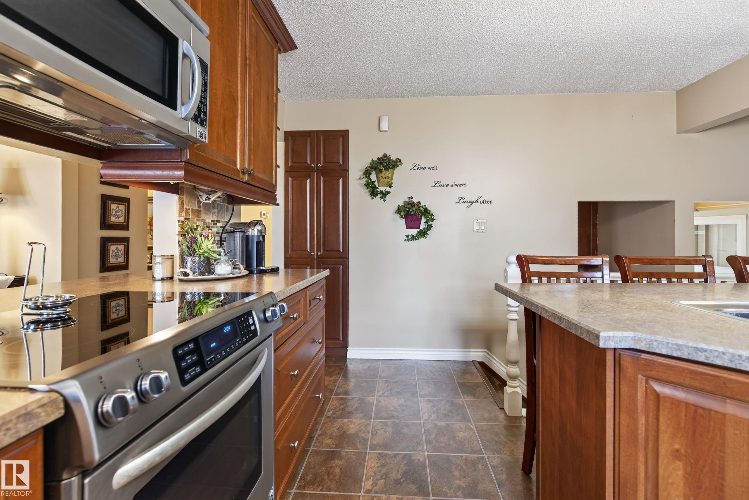 15 Linwood Crescent, St. Albert, AB - Indoor