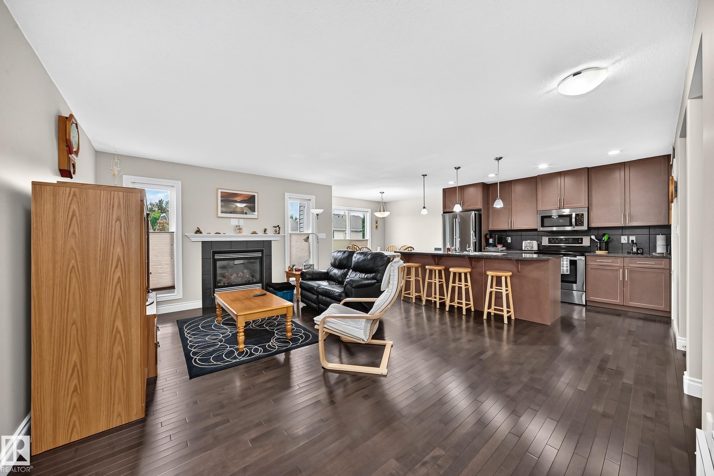 4904 214 Street Nw, Edmonton, AB