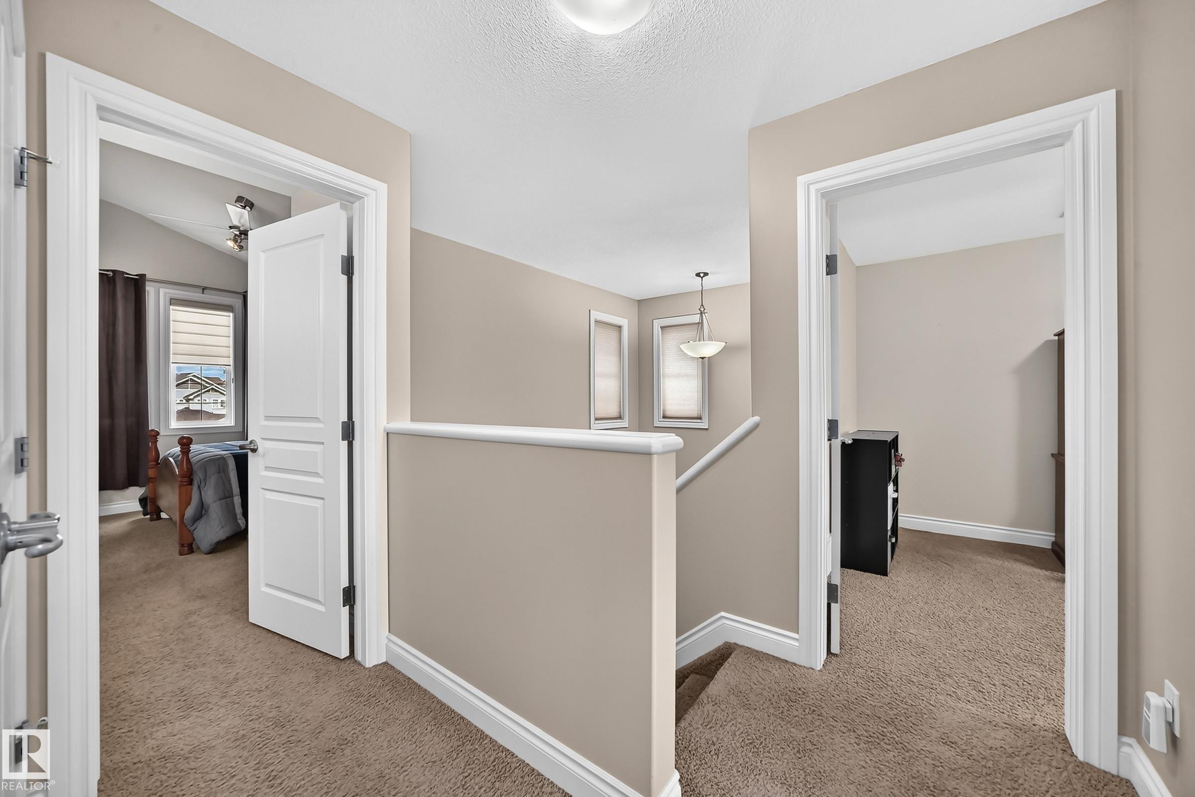4904 214 Street Nw, Edmonton, AB