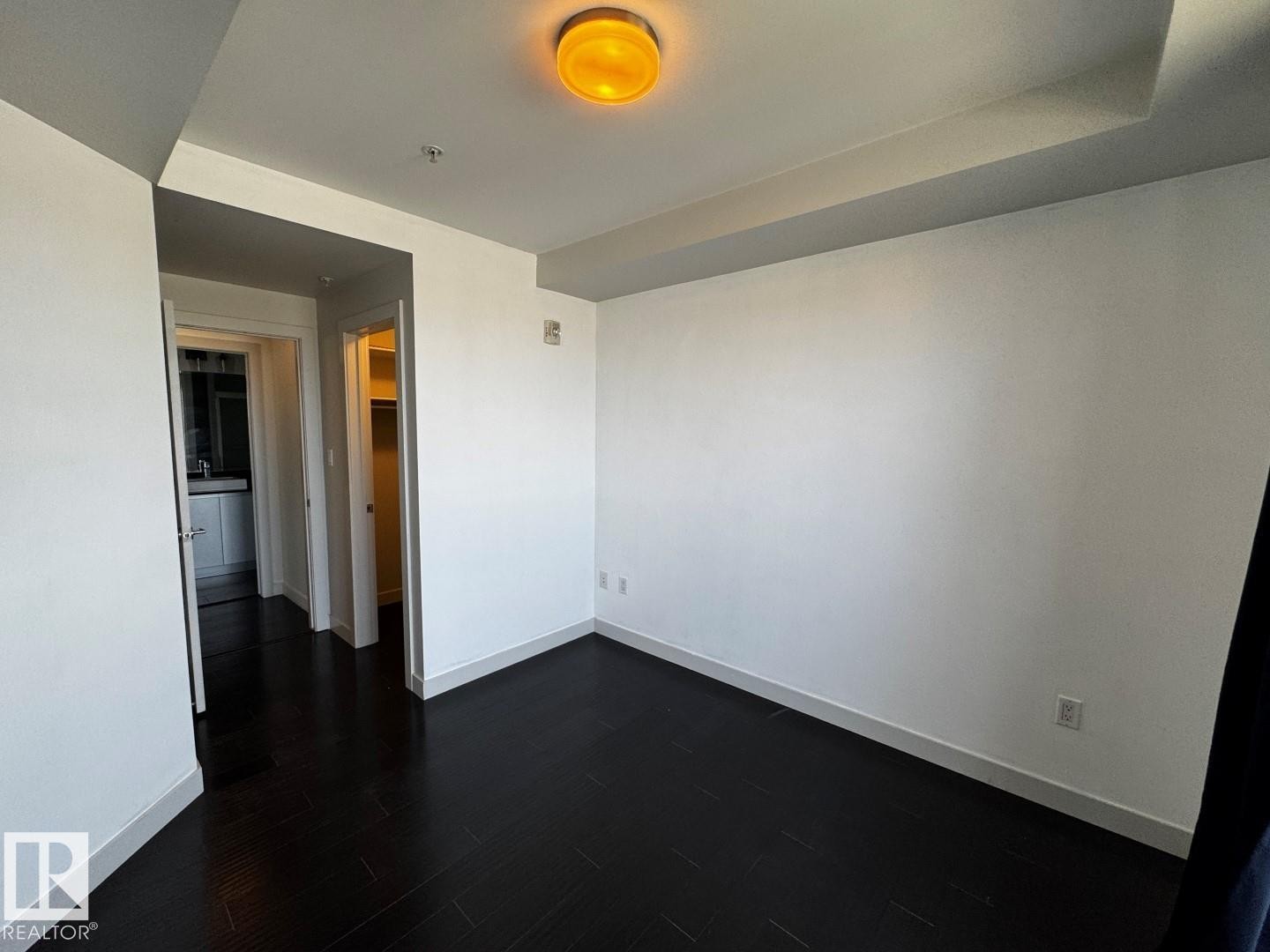 #1803 10388 105 St Nw, Edmonton, AB - Indoor Photo Showing Other Room