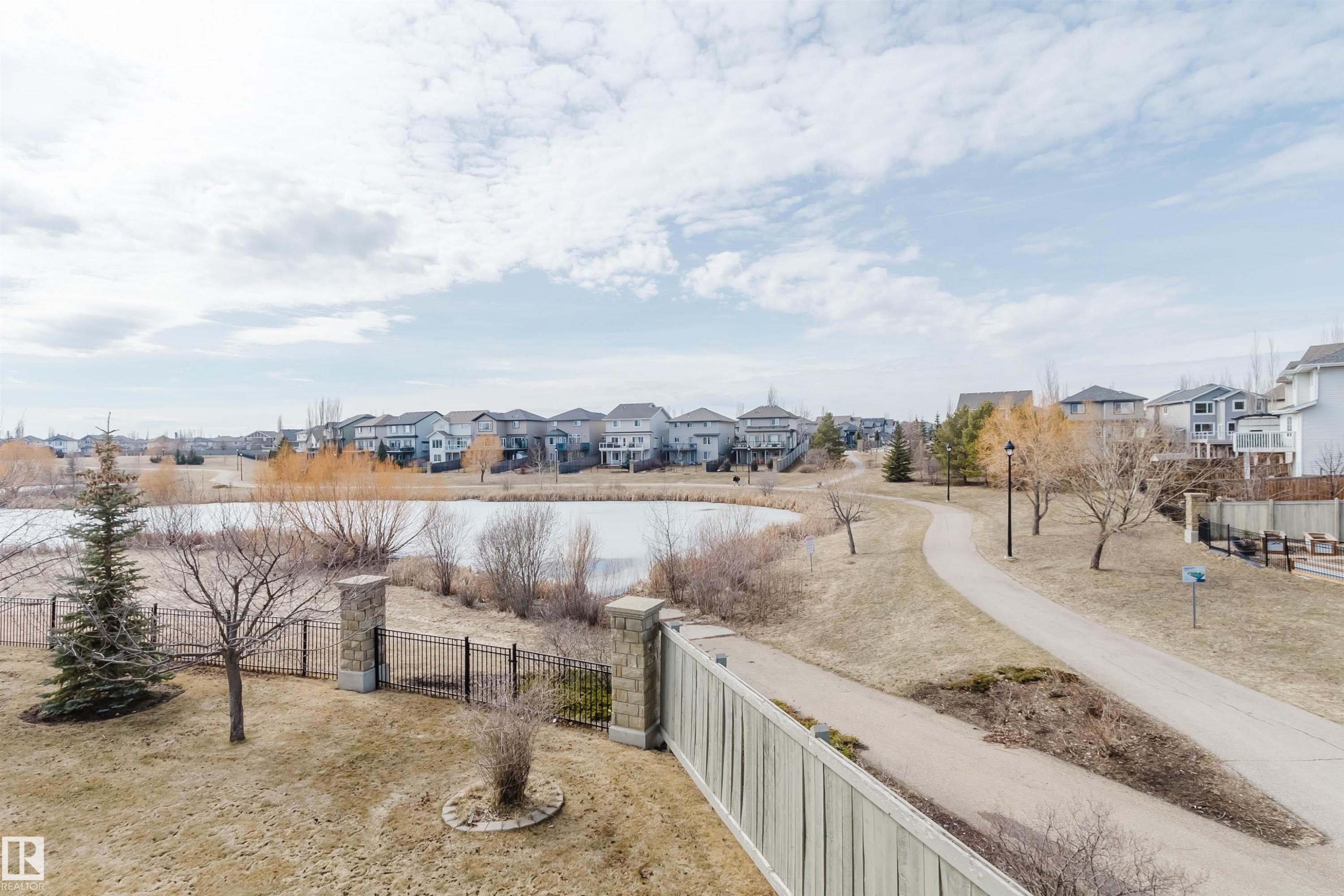 6604 Sandin Cove Nw, Edmonton, AB - Outdoor With View