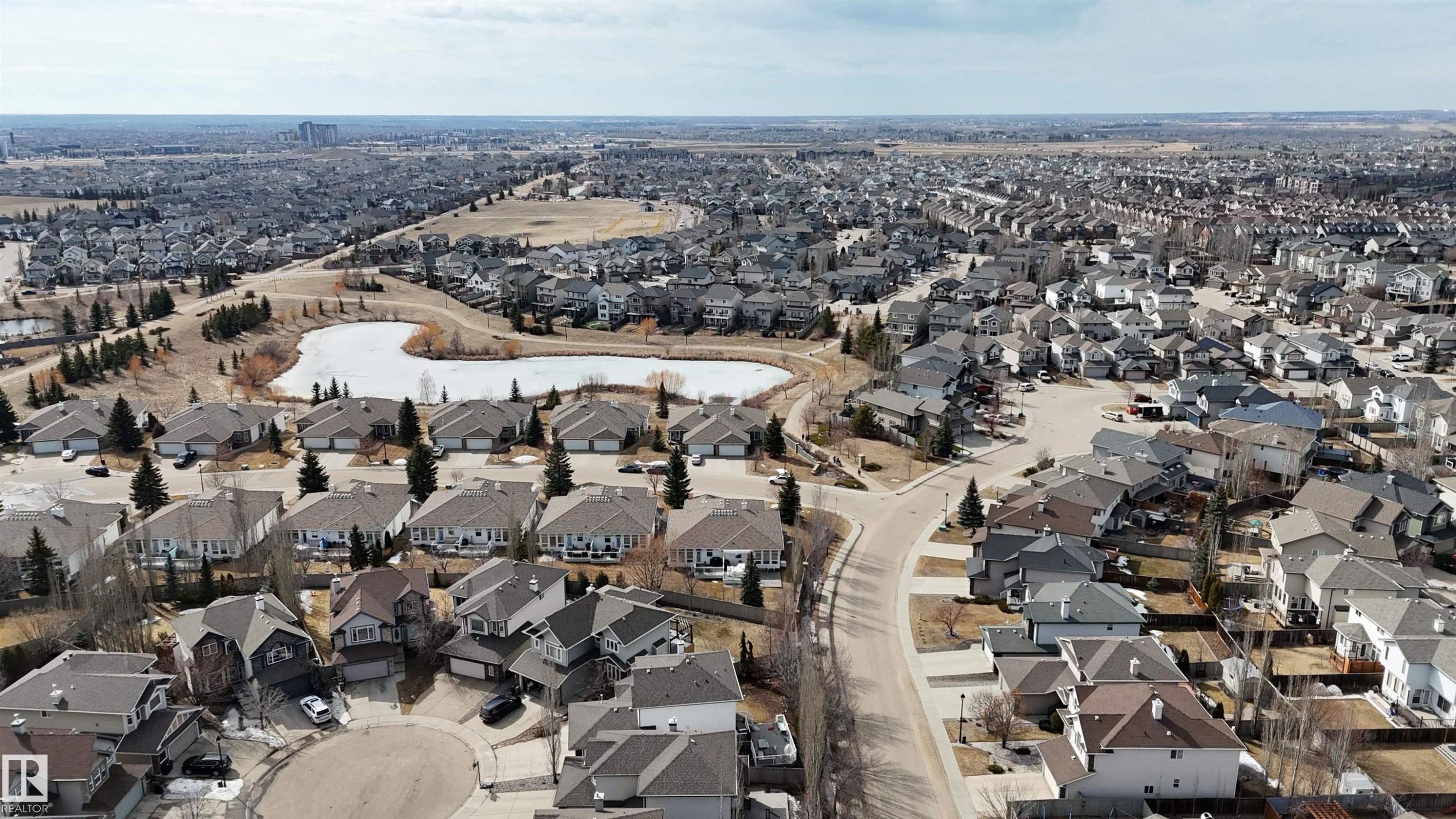 6604 Sandin Cove Nw, Edmonton, AB - Outdoor With View