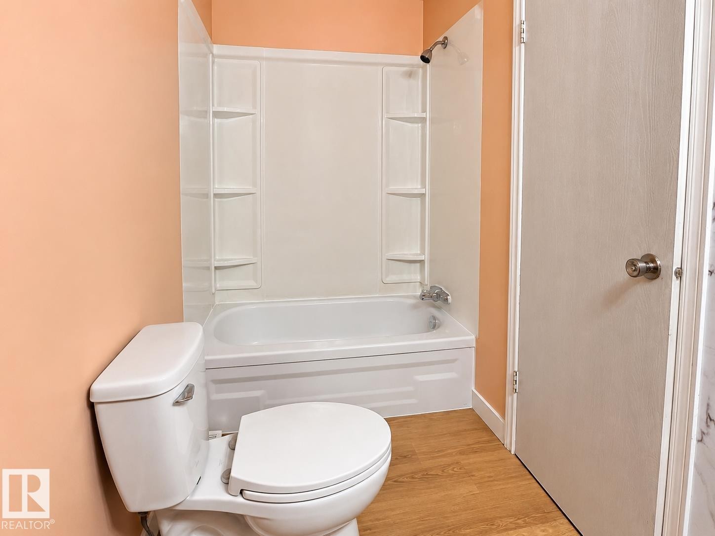 1704 37 Street Nw, Edmonton, AB - Indoor Photo Showing Bathroom