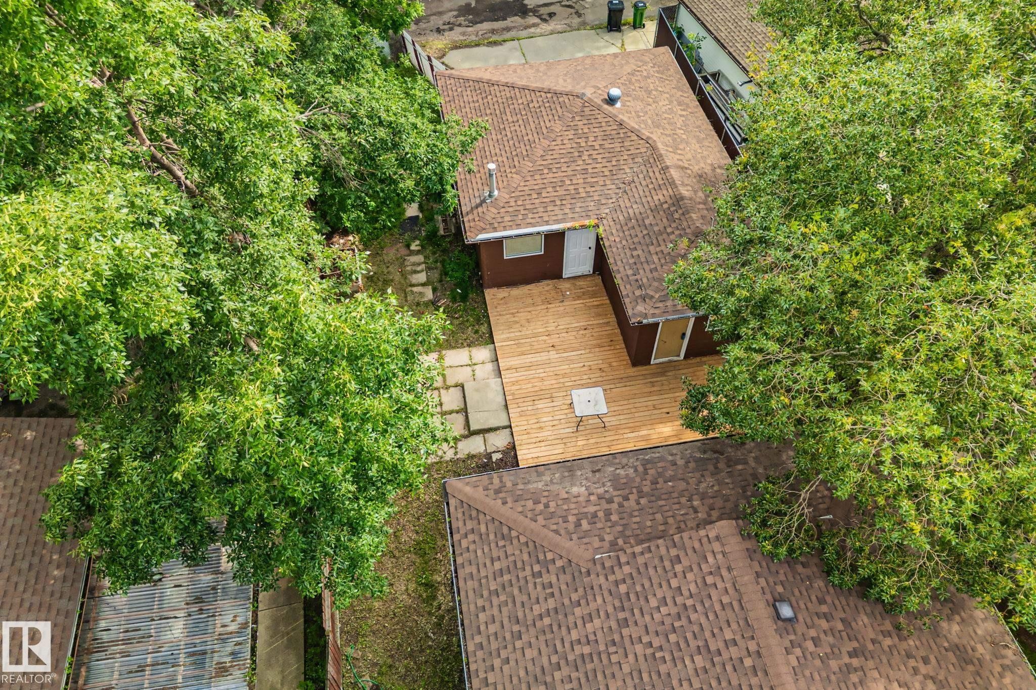 5111 40 Avenue Nw, Edmonton, AB - Outdoor