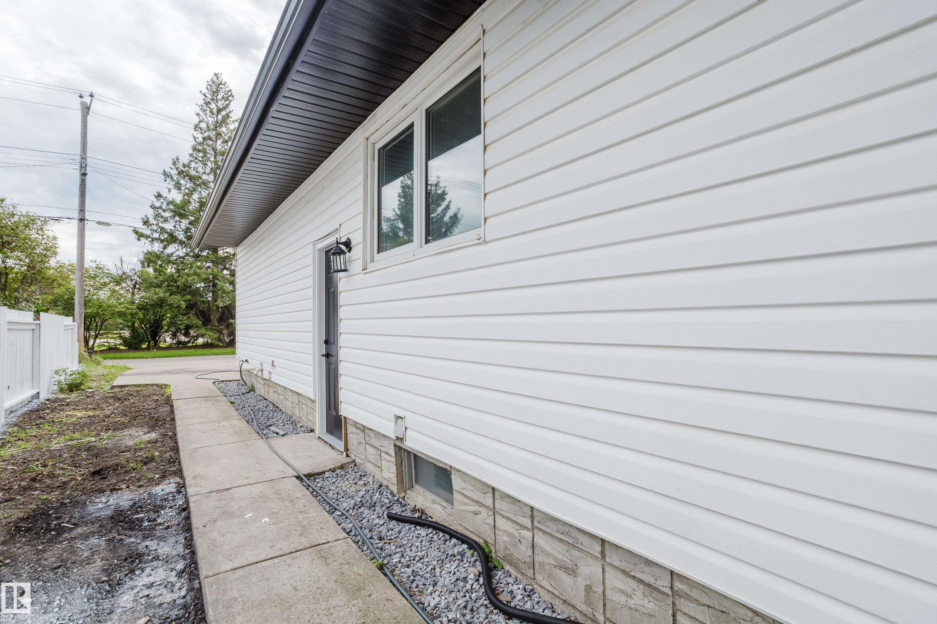 4103 111A Street Nw, Edmonton, AB - Outdoor With Exterior