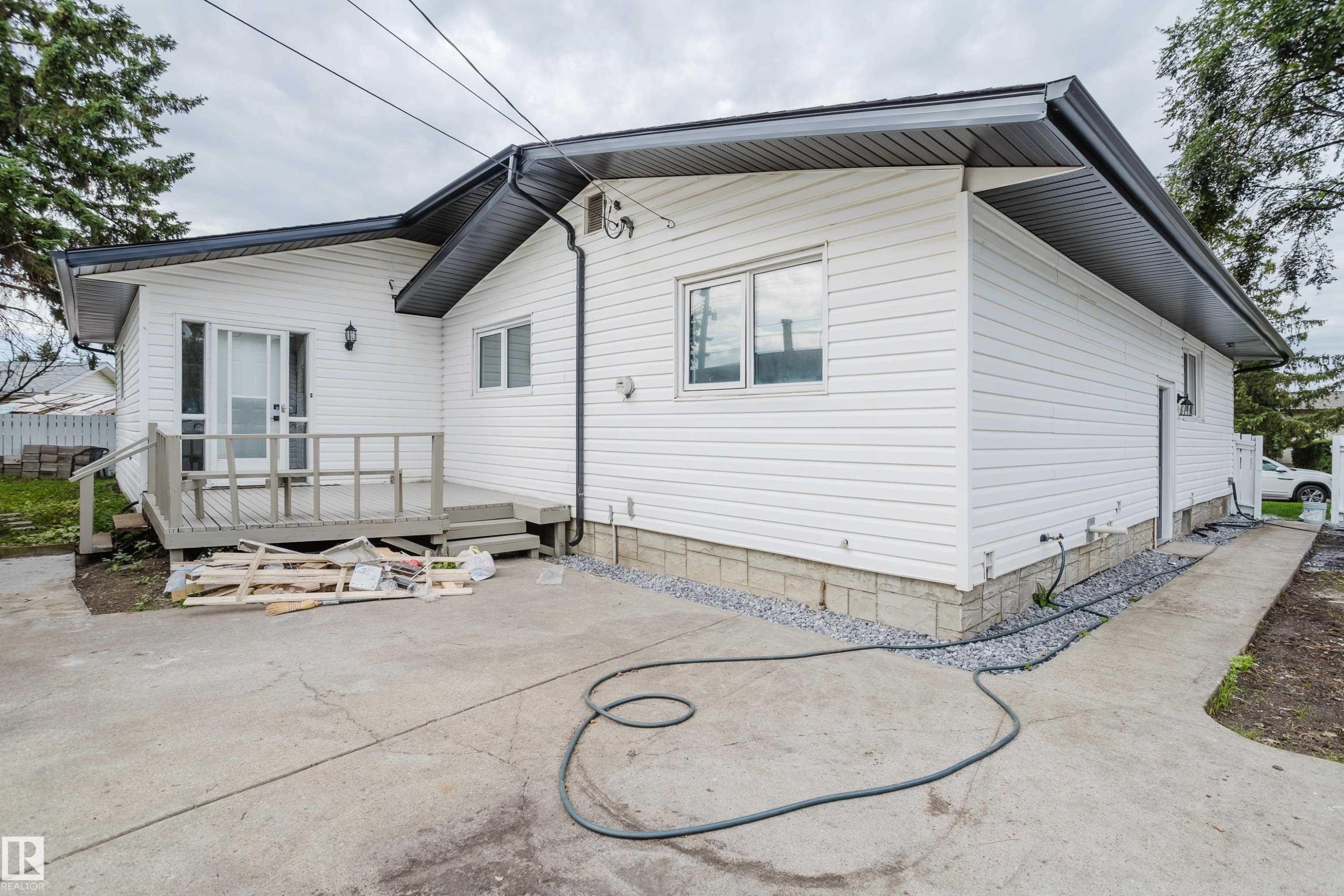 4103 111A Street Nw, Edmonton, AB - Outdoor With Exterior
