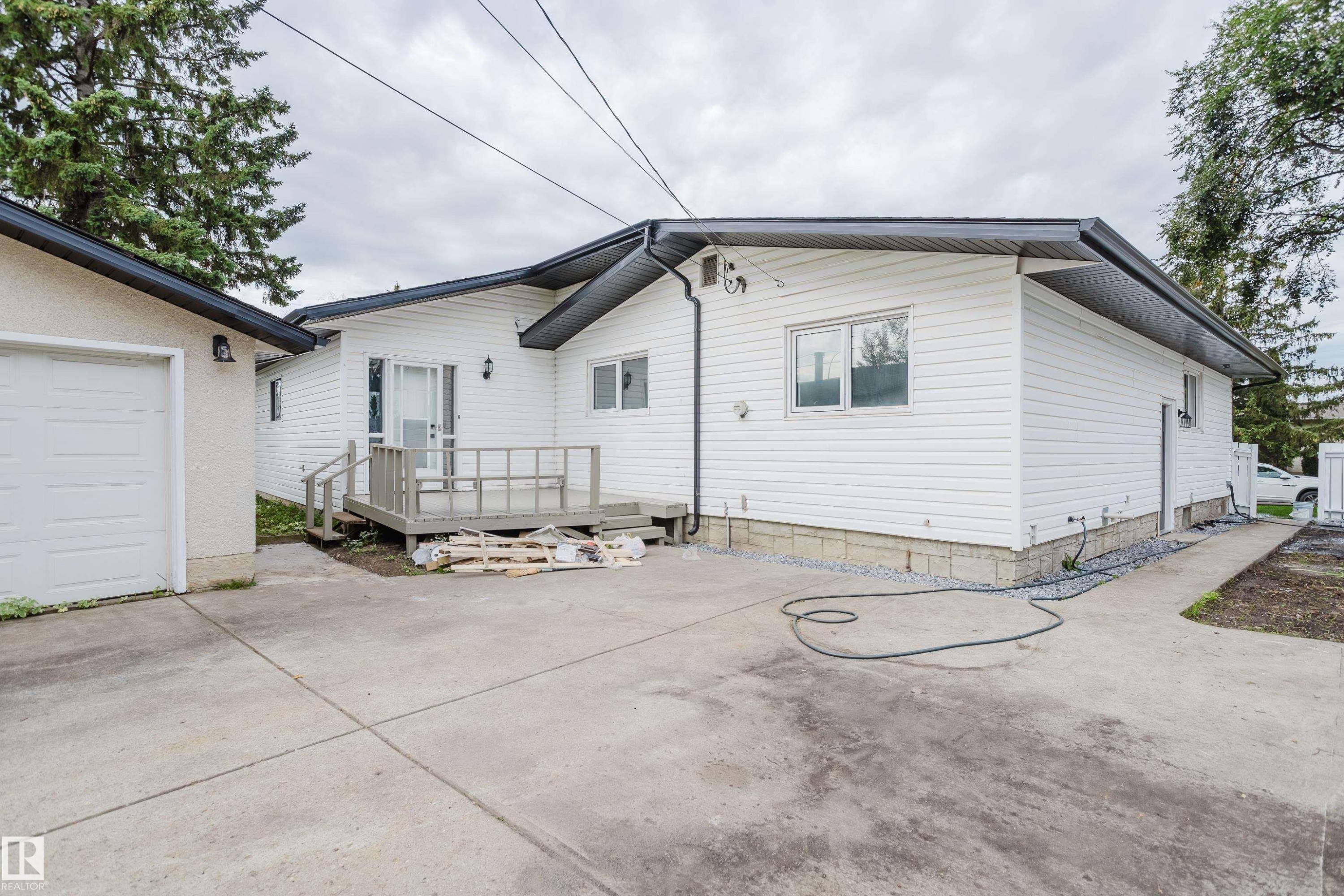 4103 111A Street Nw, Edmonton, AB - Outdoor With Exterior