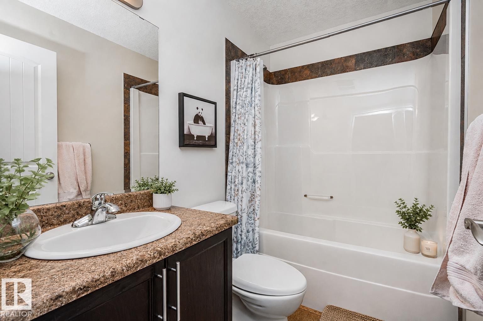 #146 5420 Grant Macewan Bv, Leduc, AB - Indoor Photo Showing Bathroom