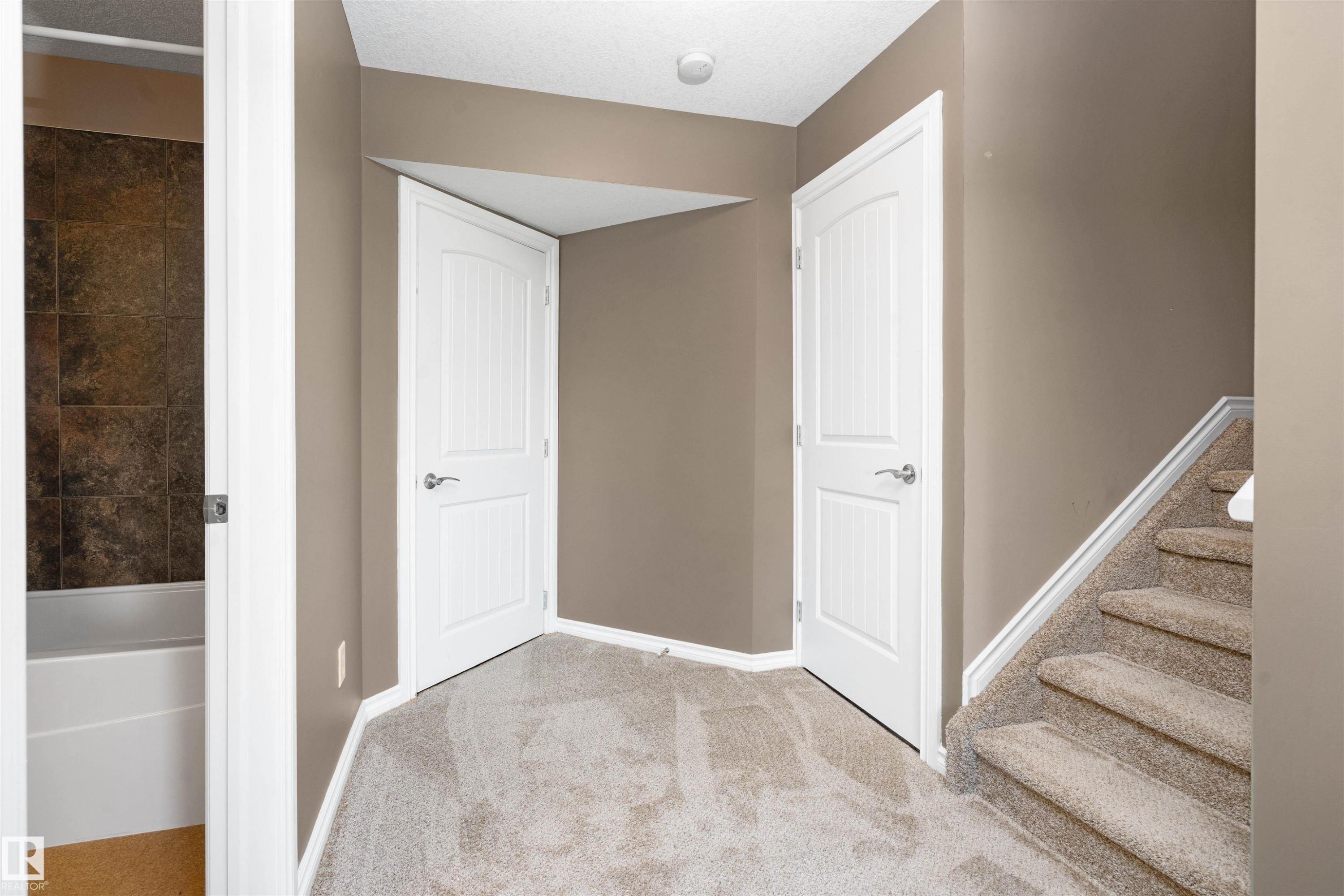 #146 5420 Grant Macewan Bv, Leduc, AB - Indoor Photo Showing Other Room