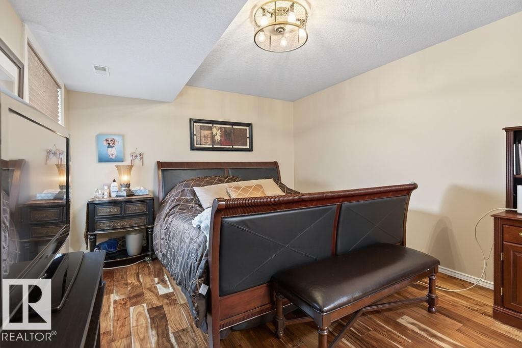 #112 6703 172 St Nw, Edmonton, AB - Indoor Photo Showing Bedroom