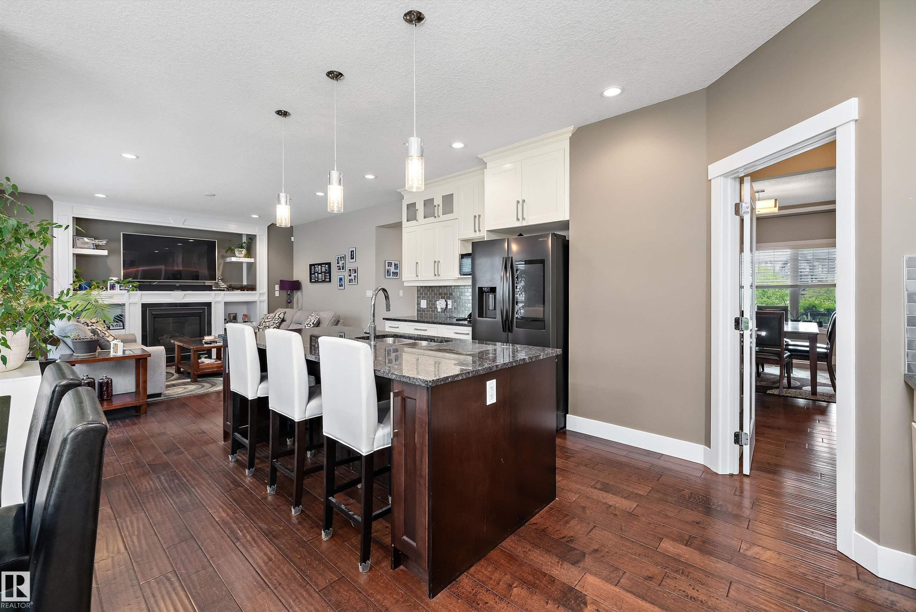 967 175 Street Sw, Edmonton, AB - Indoor Photo Showing Other Room