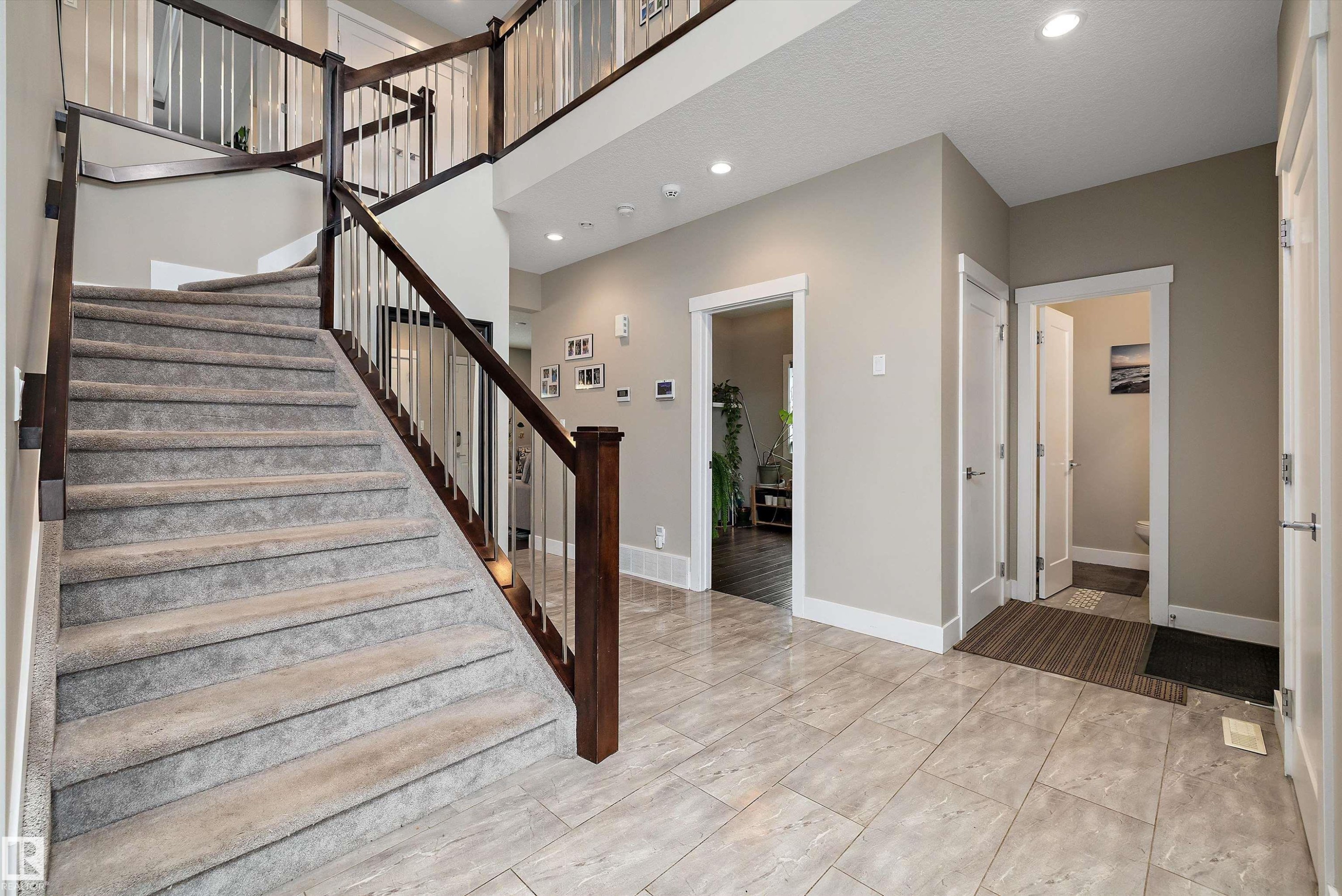 967 175 Street Sw, Edmonton, AB - Indoor Photo Showing Other Room