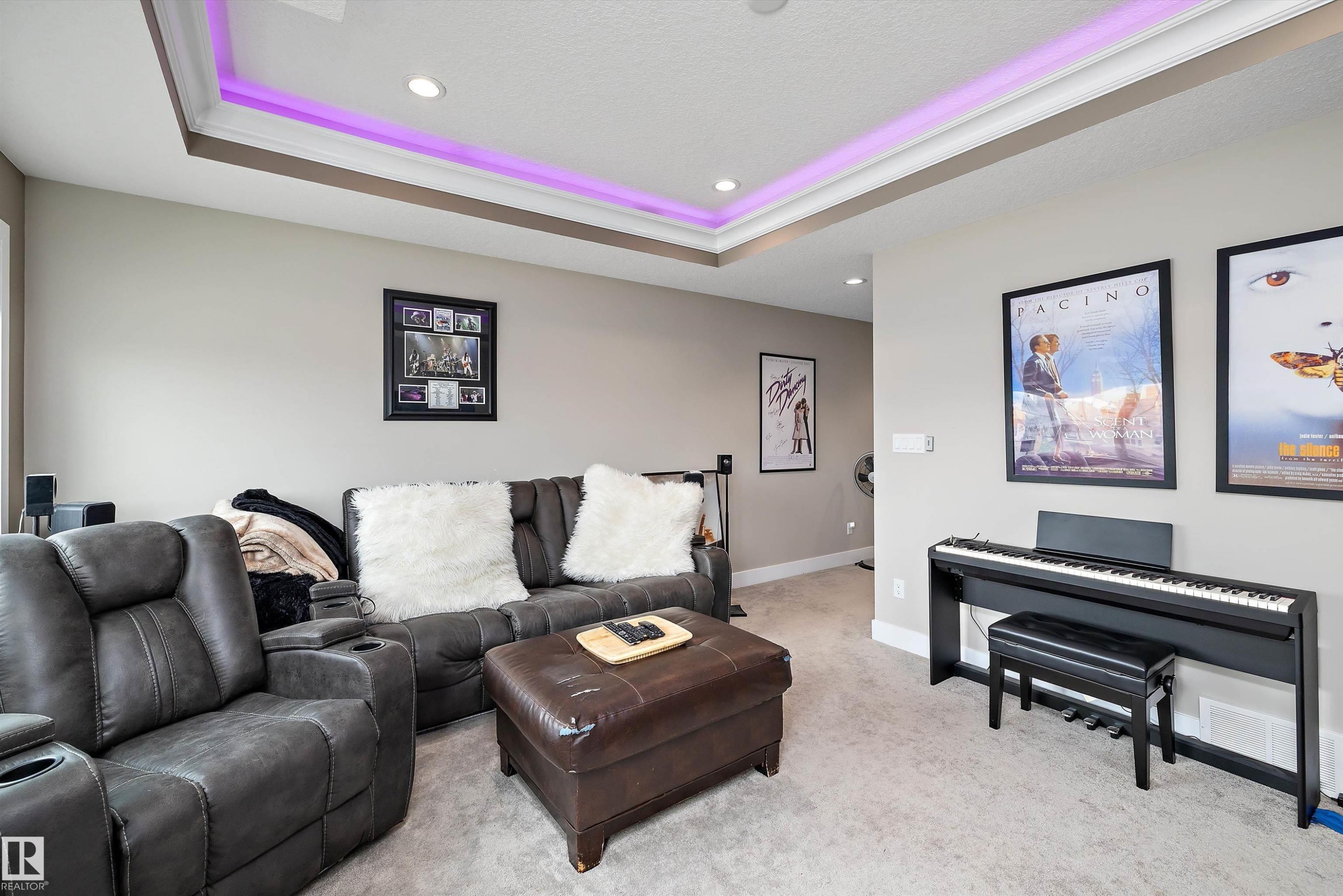 967 175 Street Sw, Edmonton, AB - Indoor Photo Showing Other Room