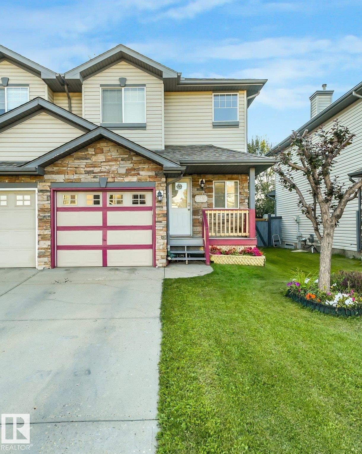 1142 Barnes Way Sw, Edmonton, AB - Outdoor
