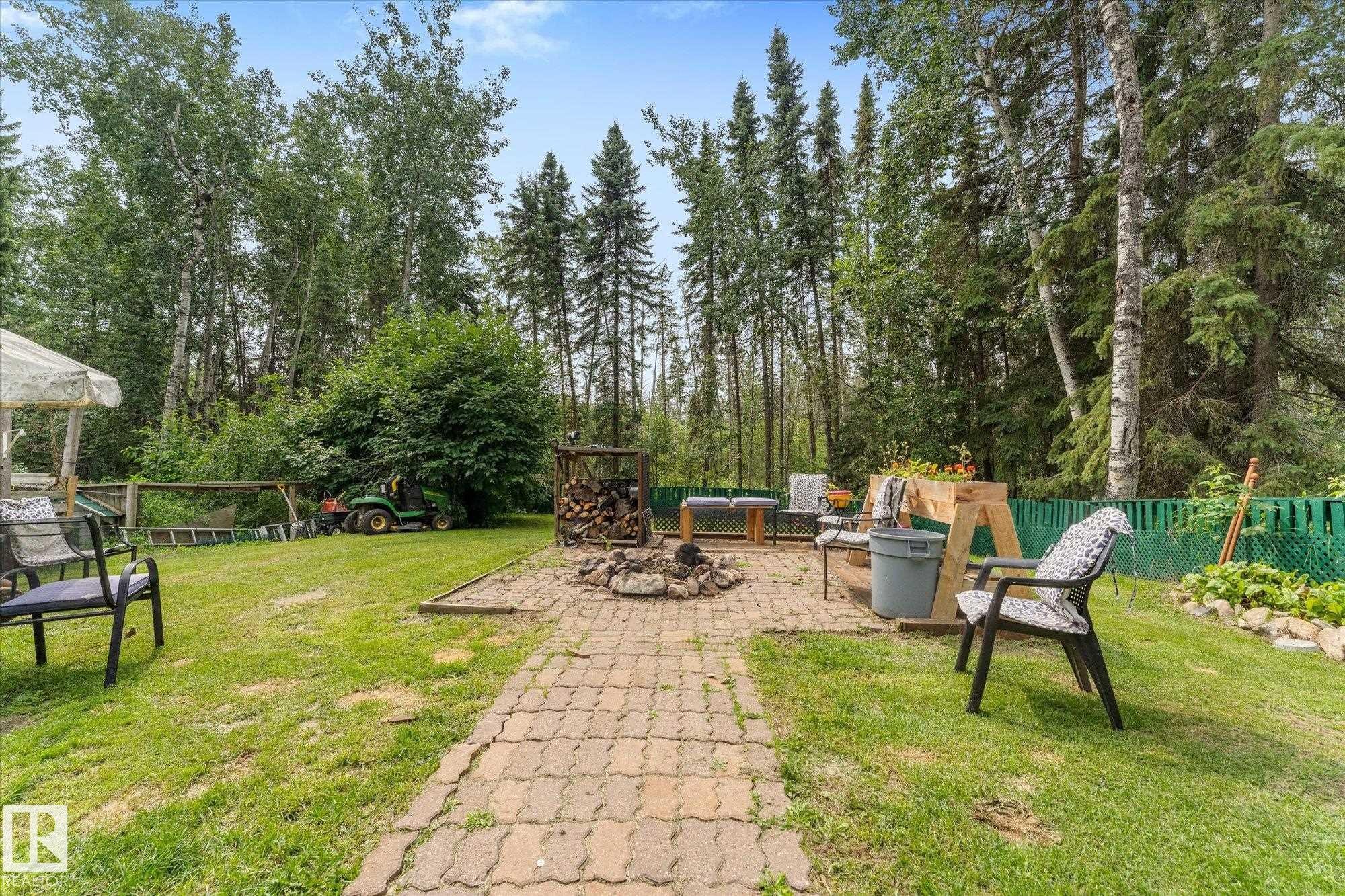 2, 59031 Range Rd 232, Rural Thorhild County, AB - Outdoor With Backyard