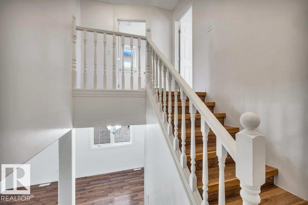 11128 132 Street Nw, Edmonton, AB - Indoor Photo Showing Other Room