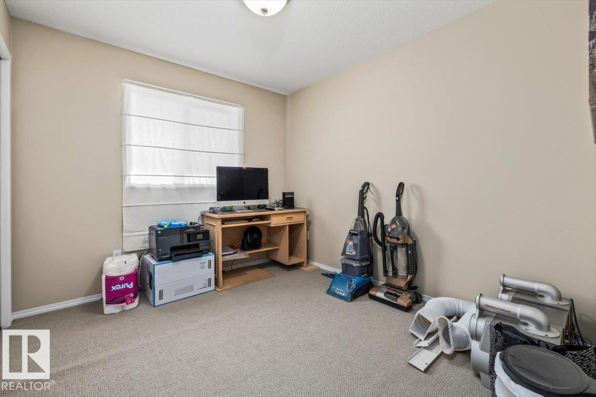 4423 56 Avenue, Lamont, AB - Indoor