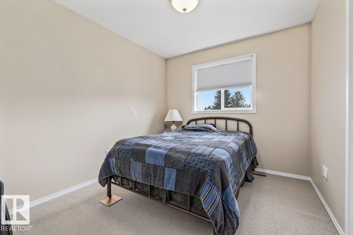 4423 56 Avenue, Lamont, AB - Indoor Photo Showing Bedroom