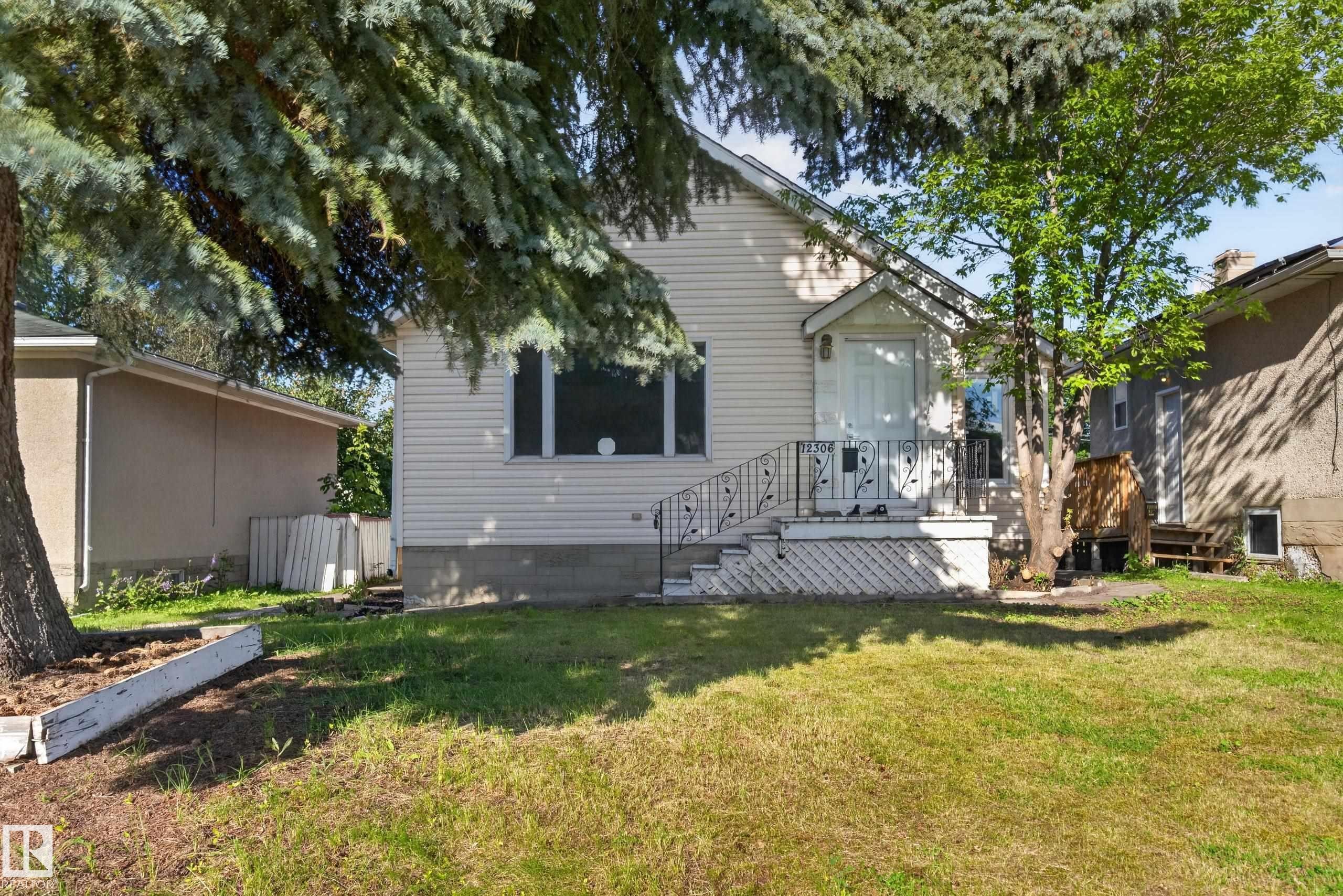12306 95 Street Nw, Edmonton, AB - Outdoor With Exterior