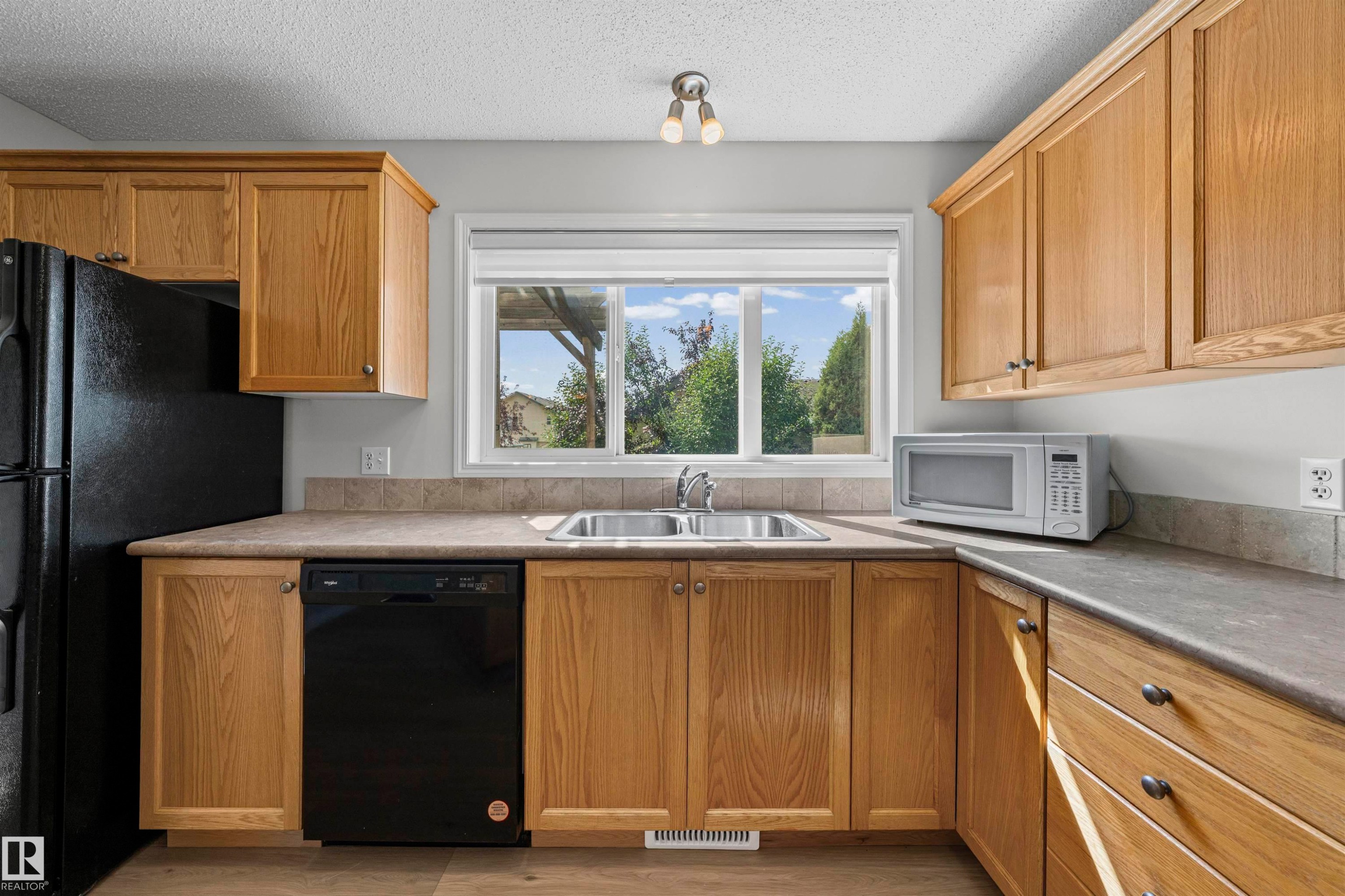 5509 Stevens Crescent Nw, Edmonton, AB