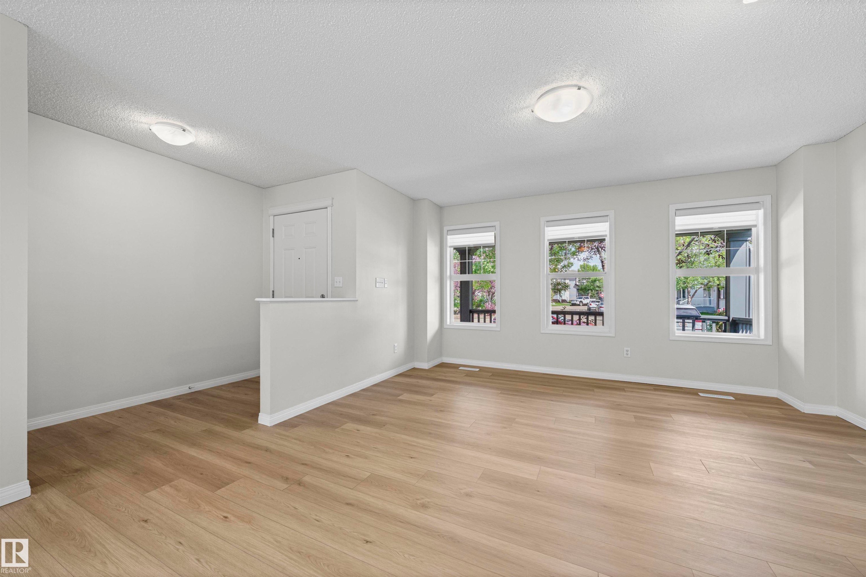 5509 Stevens Crescent Nw, Edmonton, AB