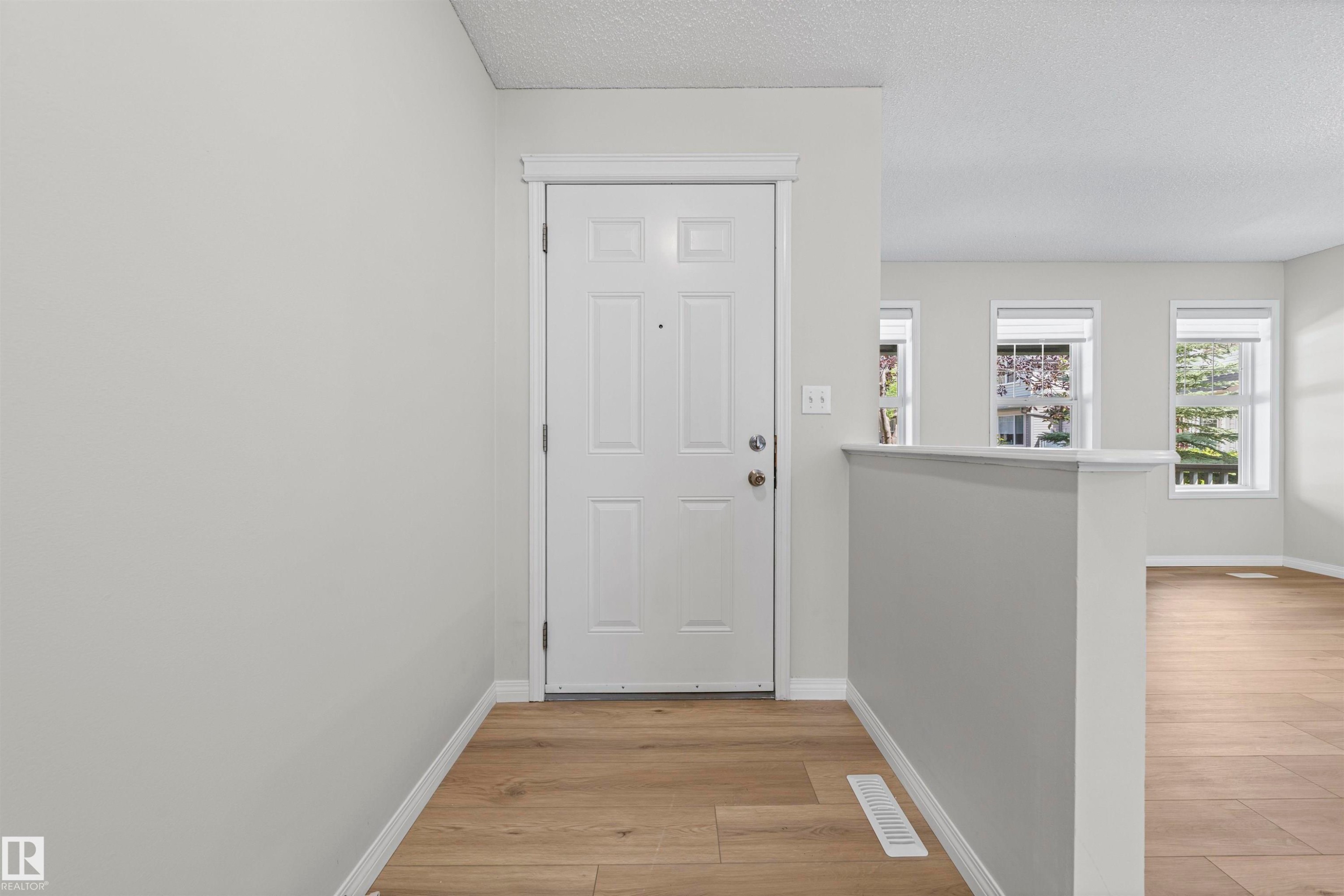 5509 Stevens Crescent Nw, Edmonton, AB