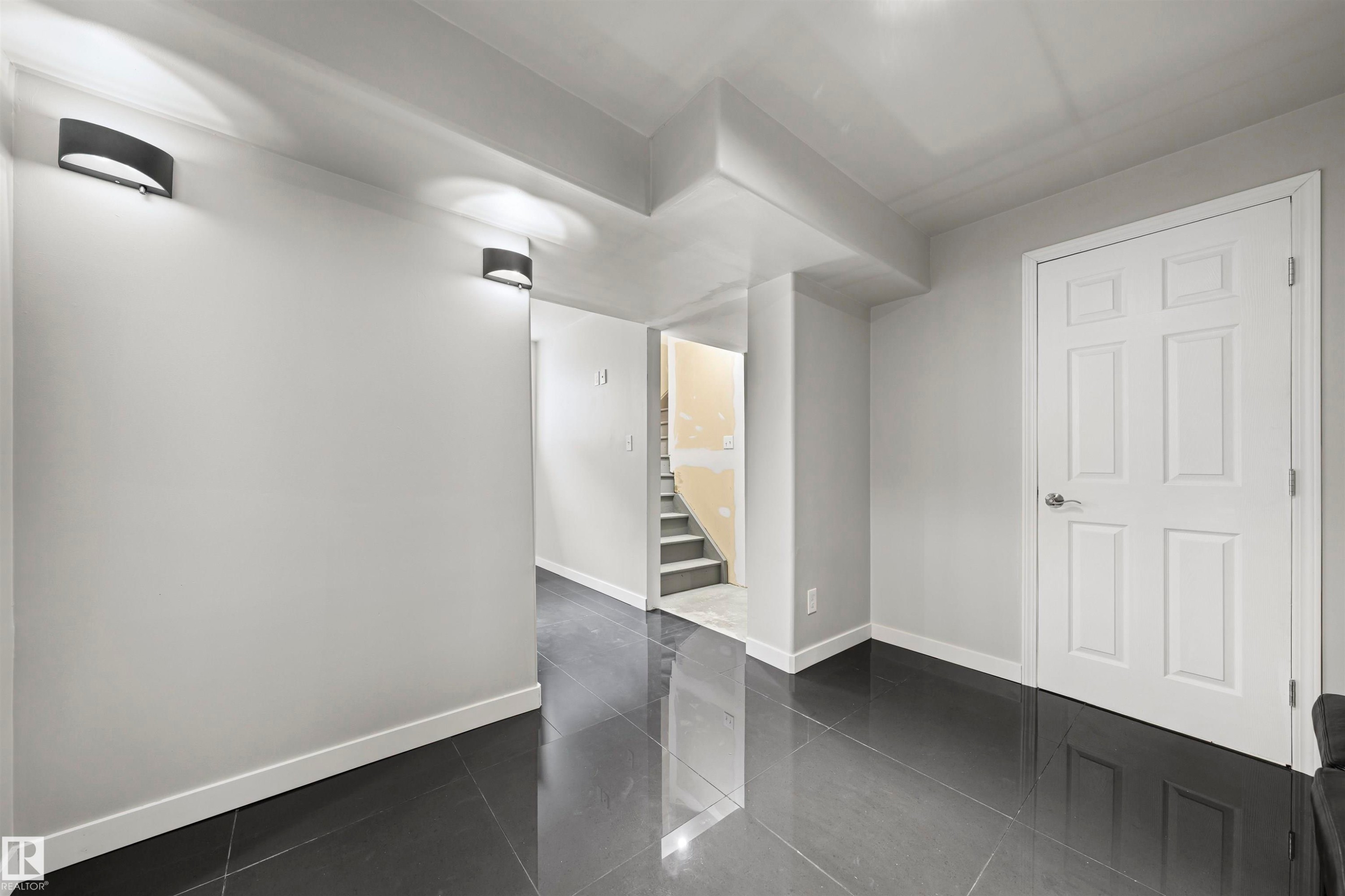 5509 Stevens Crescent Nw, Edmonton, AB
