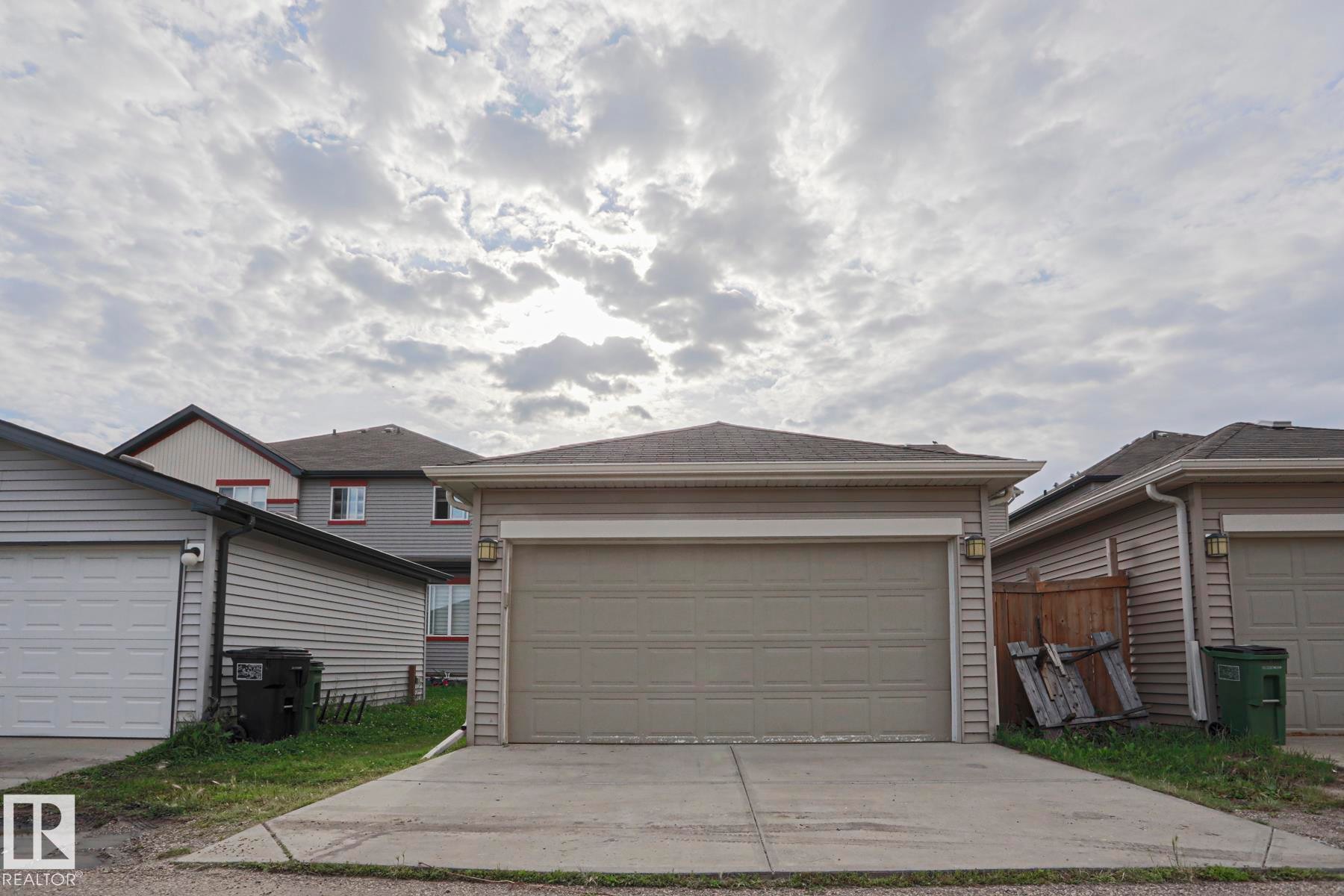 Additional content - 308 Watt Boulevard Sw, Edmonton, AB - Outdoor
