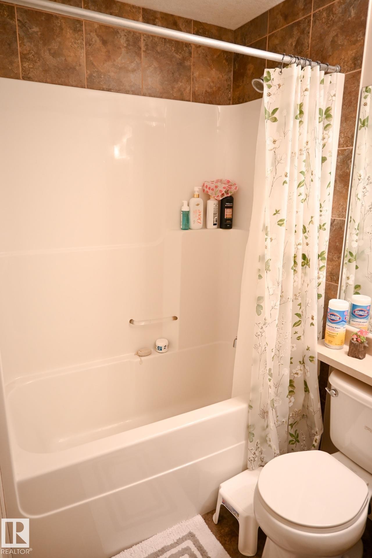 #316 5005 165 Av Nw, Edmonton, AB - Indoor Photo Showing Bathroom