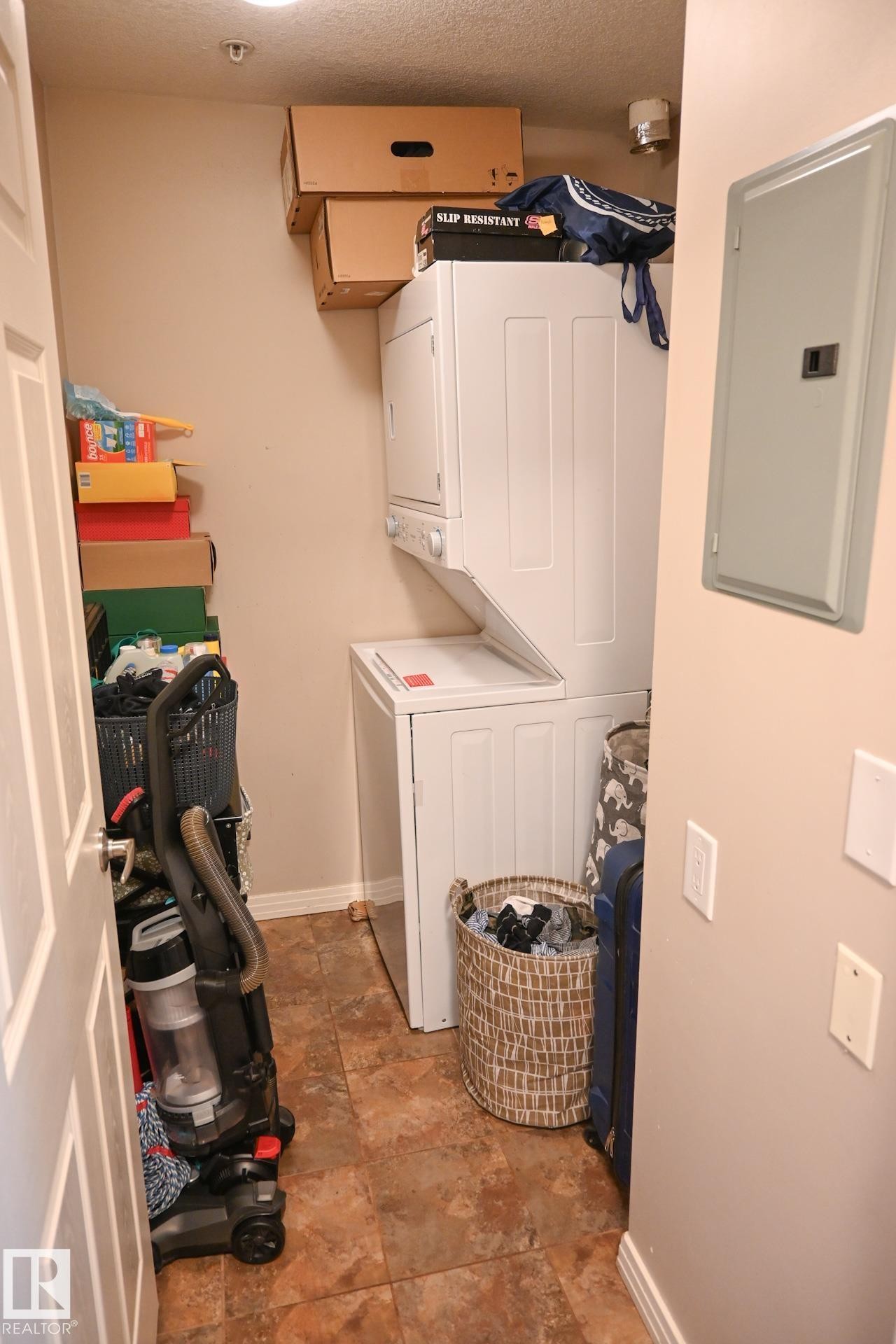 #316 5005 165 Av Nw, Edmonton, AB - Indoor Photo Showing Laundry Room