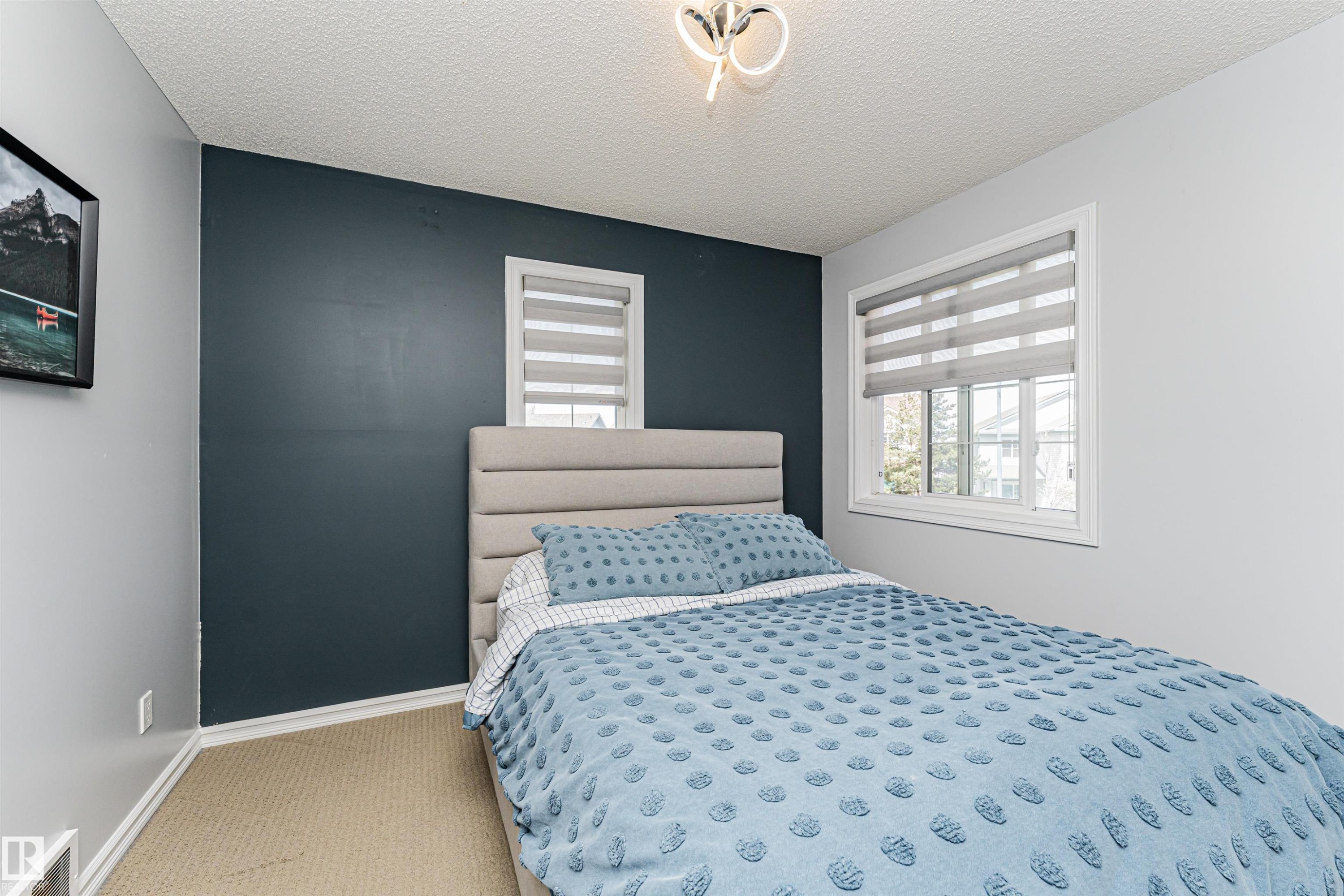 2727 Miles Place Sw, Edmonton, AB - Indoor Photo Showing Bedroom