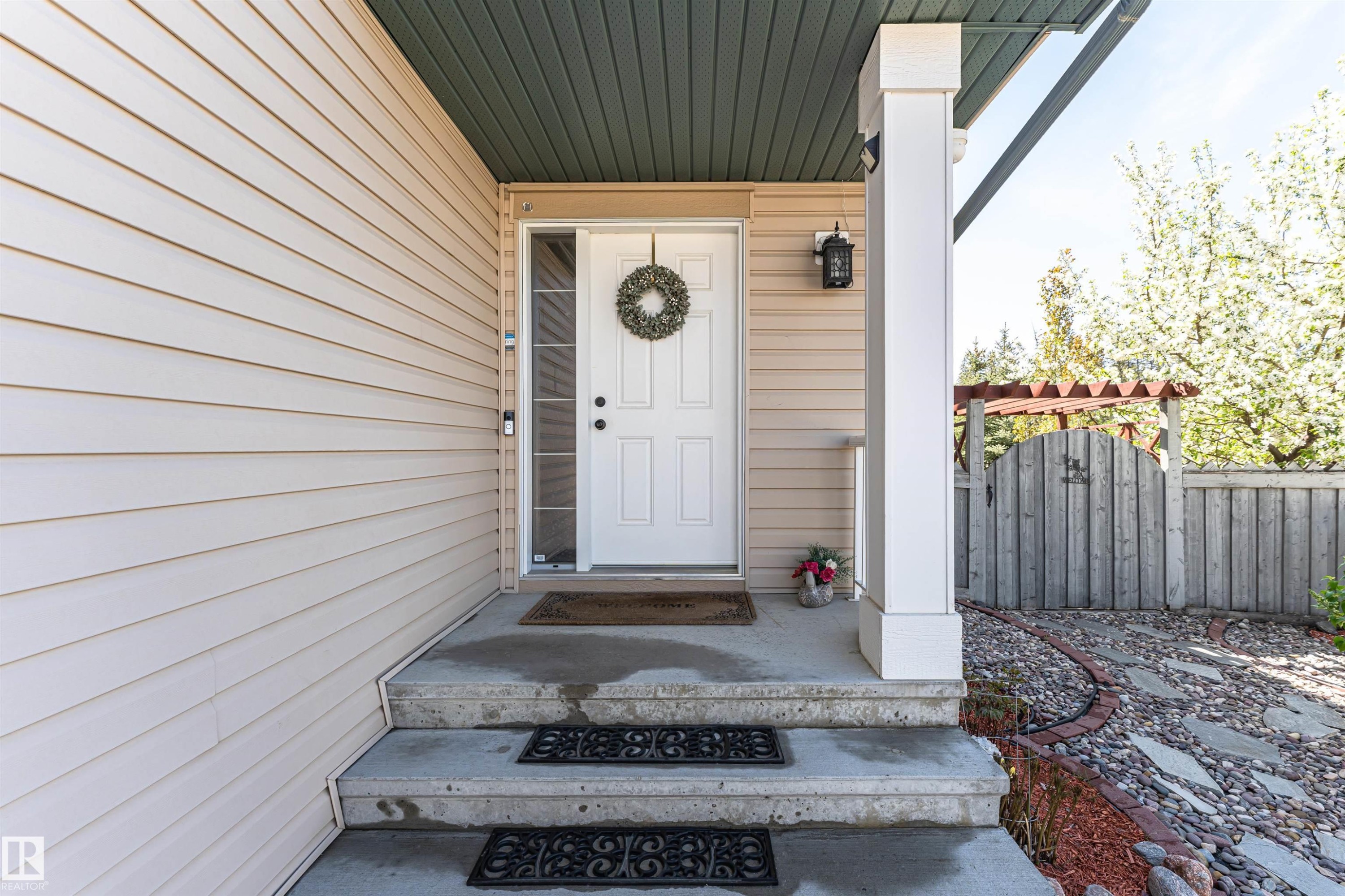 2727 Miles Place Sw, Edmonton, AB - Outdoor With Exterior