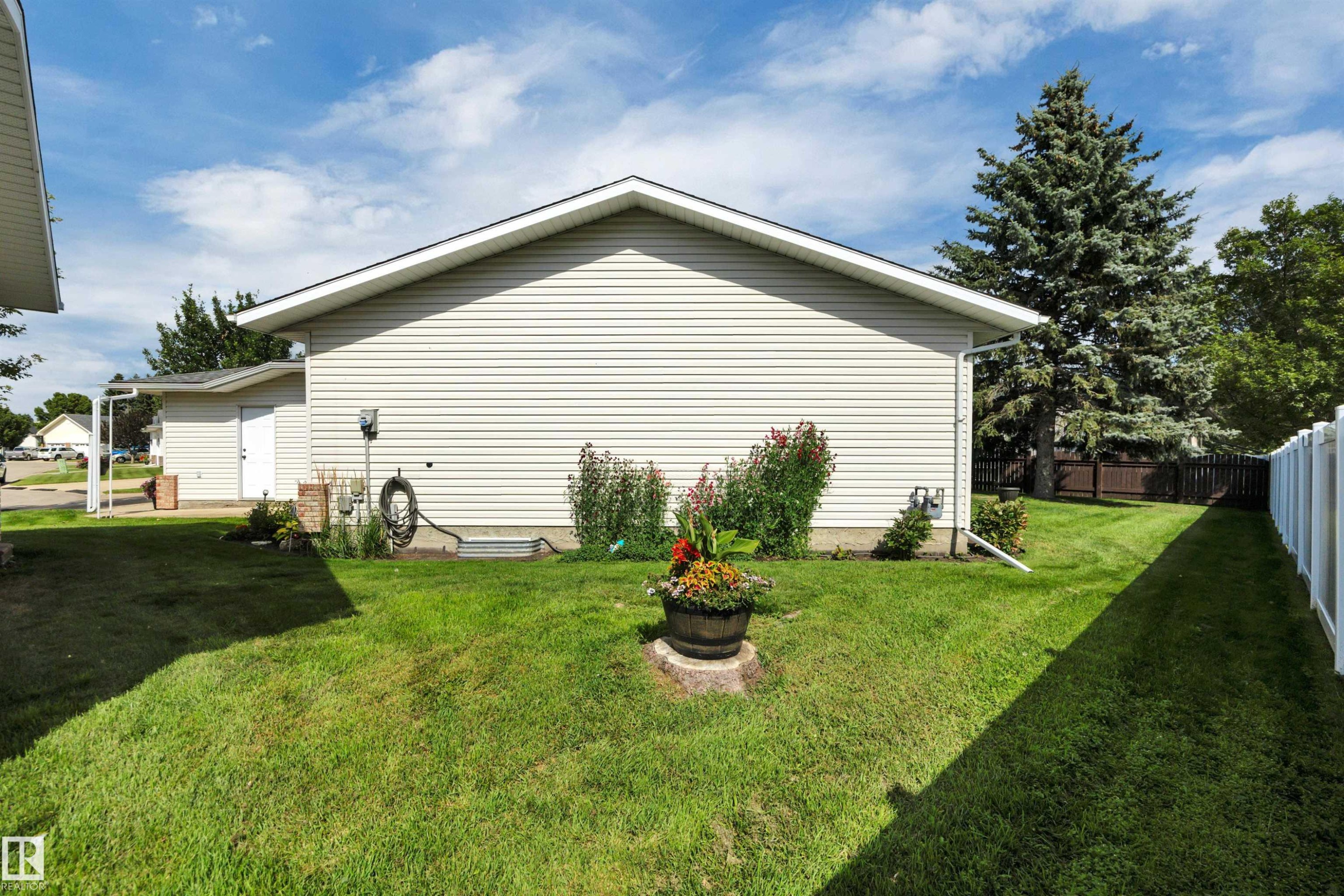 #62 4410 52 Ave, Wetaskiwin, AB - Outdoor