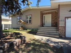 153 Maple Crescent Wetaskiwin, AB T9A 2E3