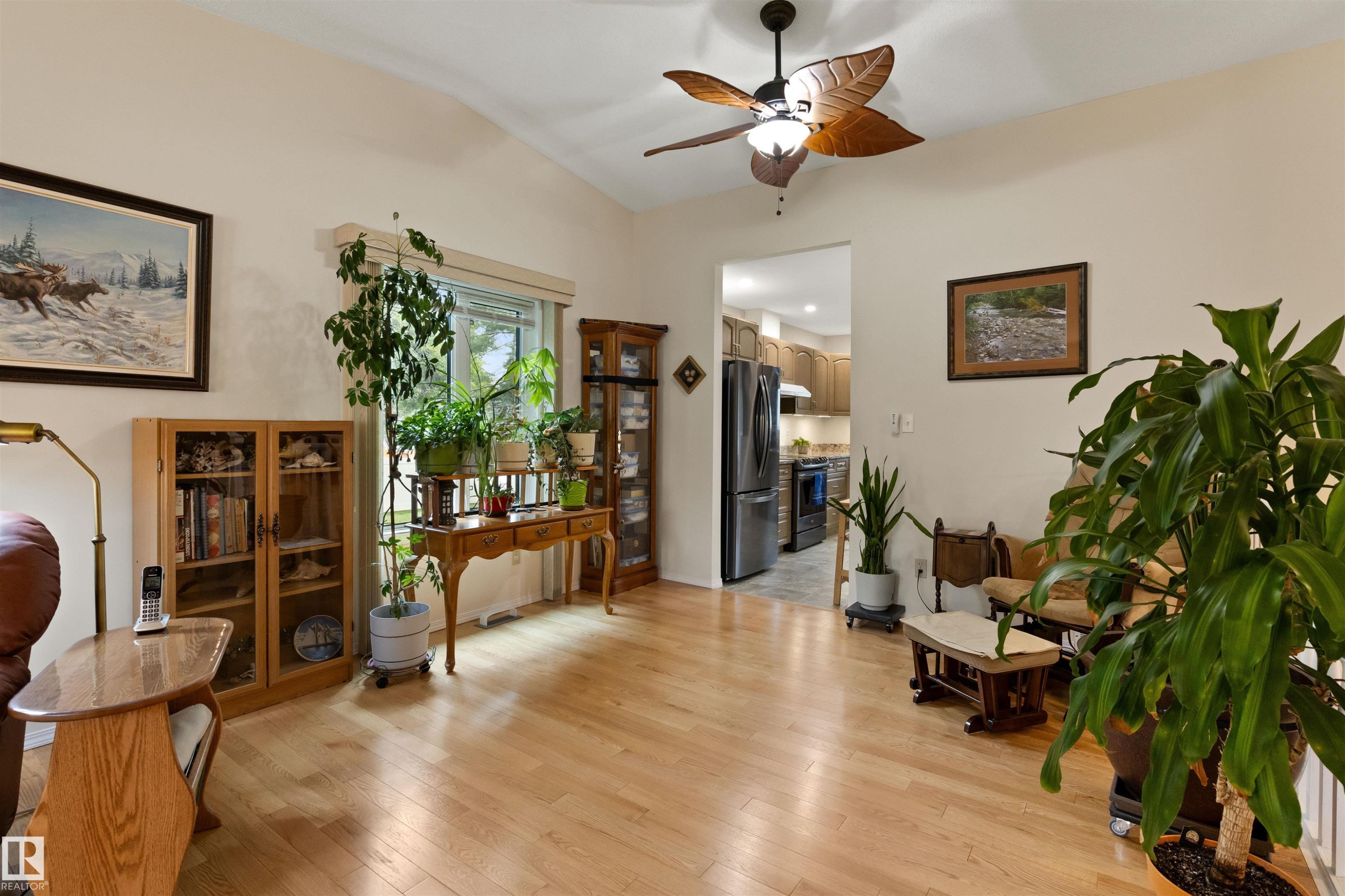 #1 10 Grange Dr, St. Albert, AB - Indoor