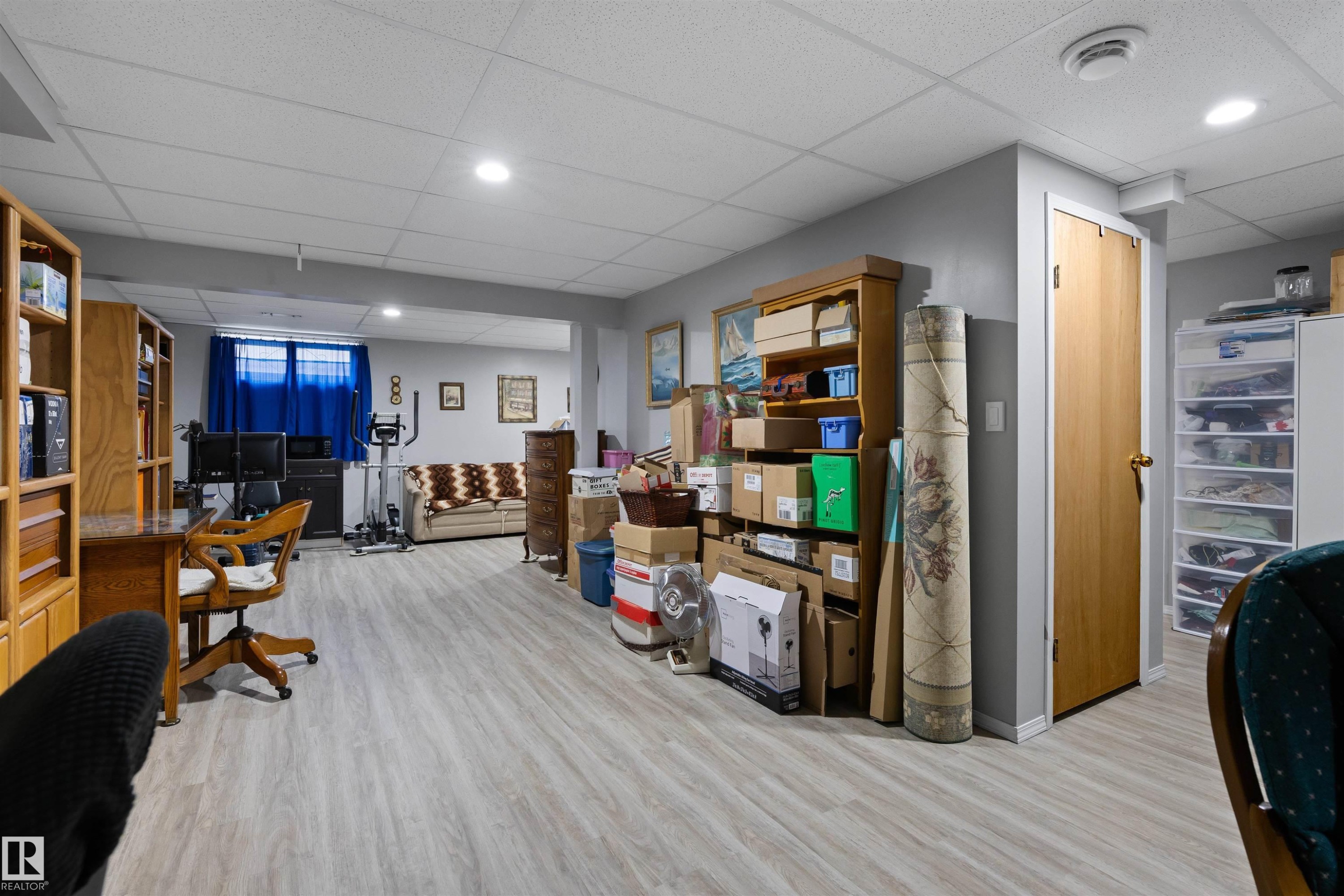 #1 10 Grange Dr, St. Albert, AB - Indoor