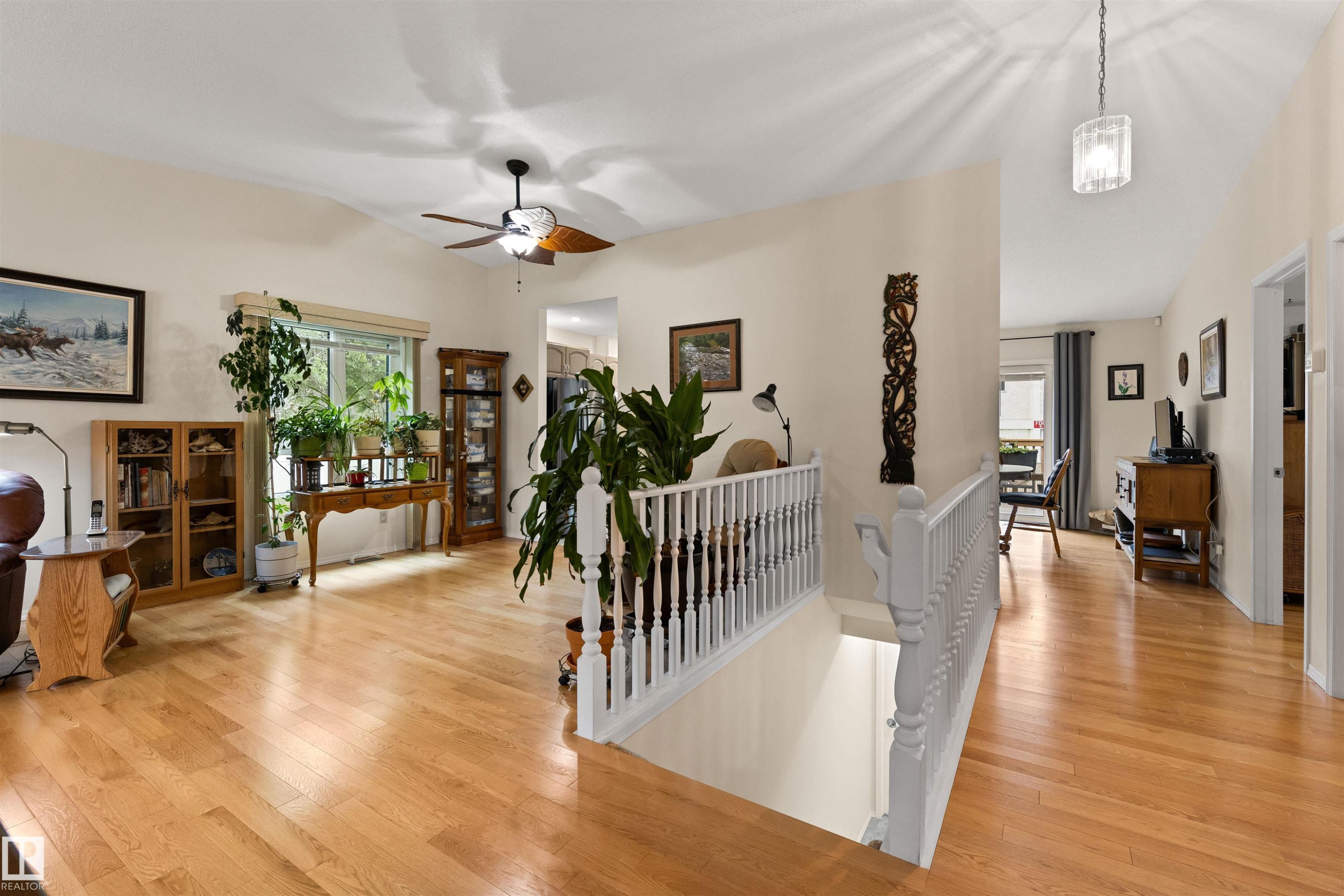 #1 10 Grange Dr, St. Albert, AB - Indoor