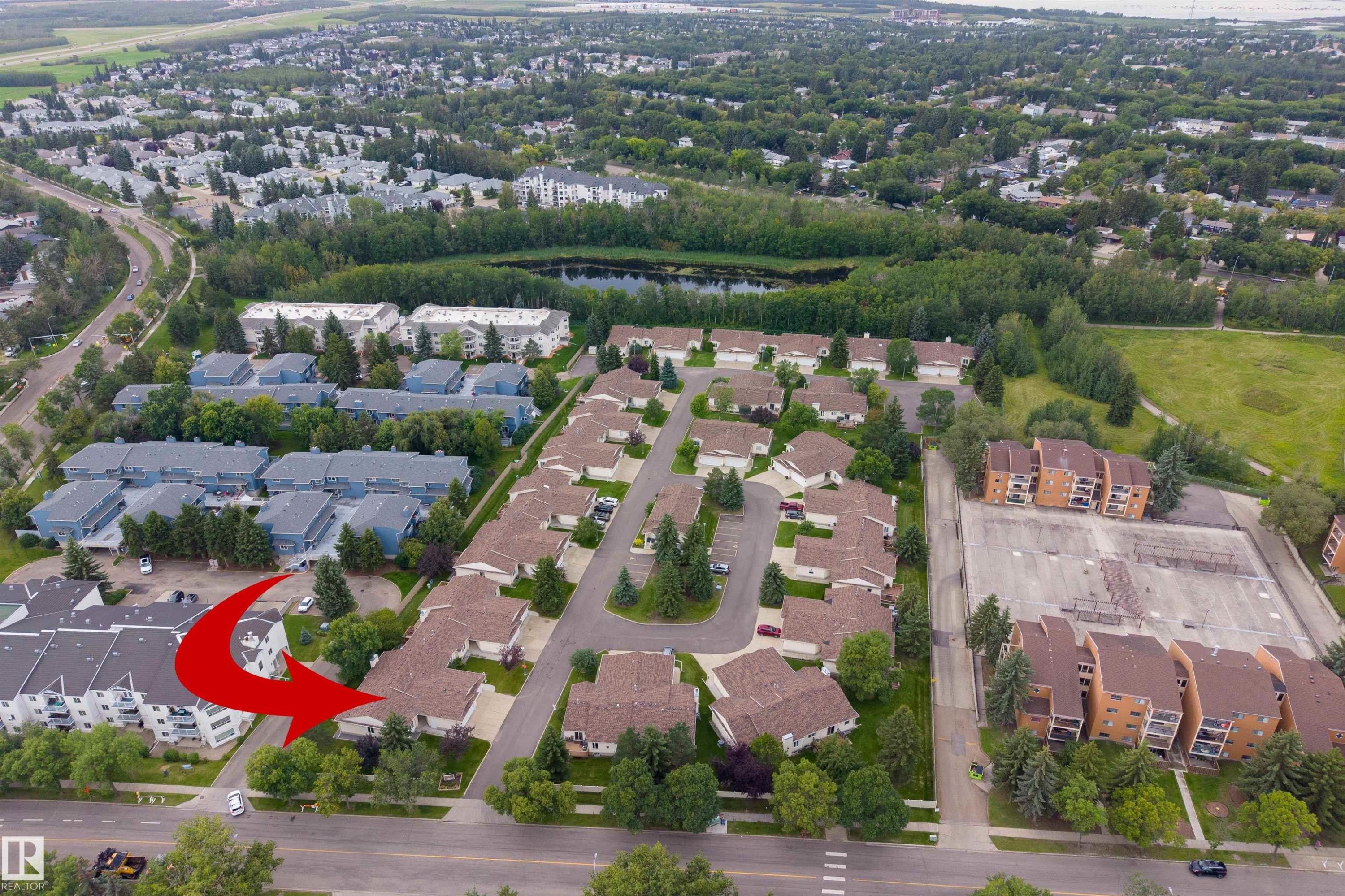 #1 10 Grange Dr, St. Albert, AB - Outdoor With View