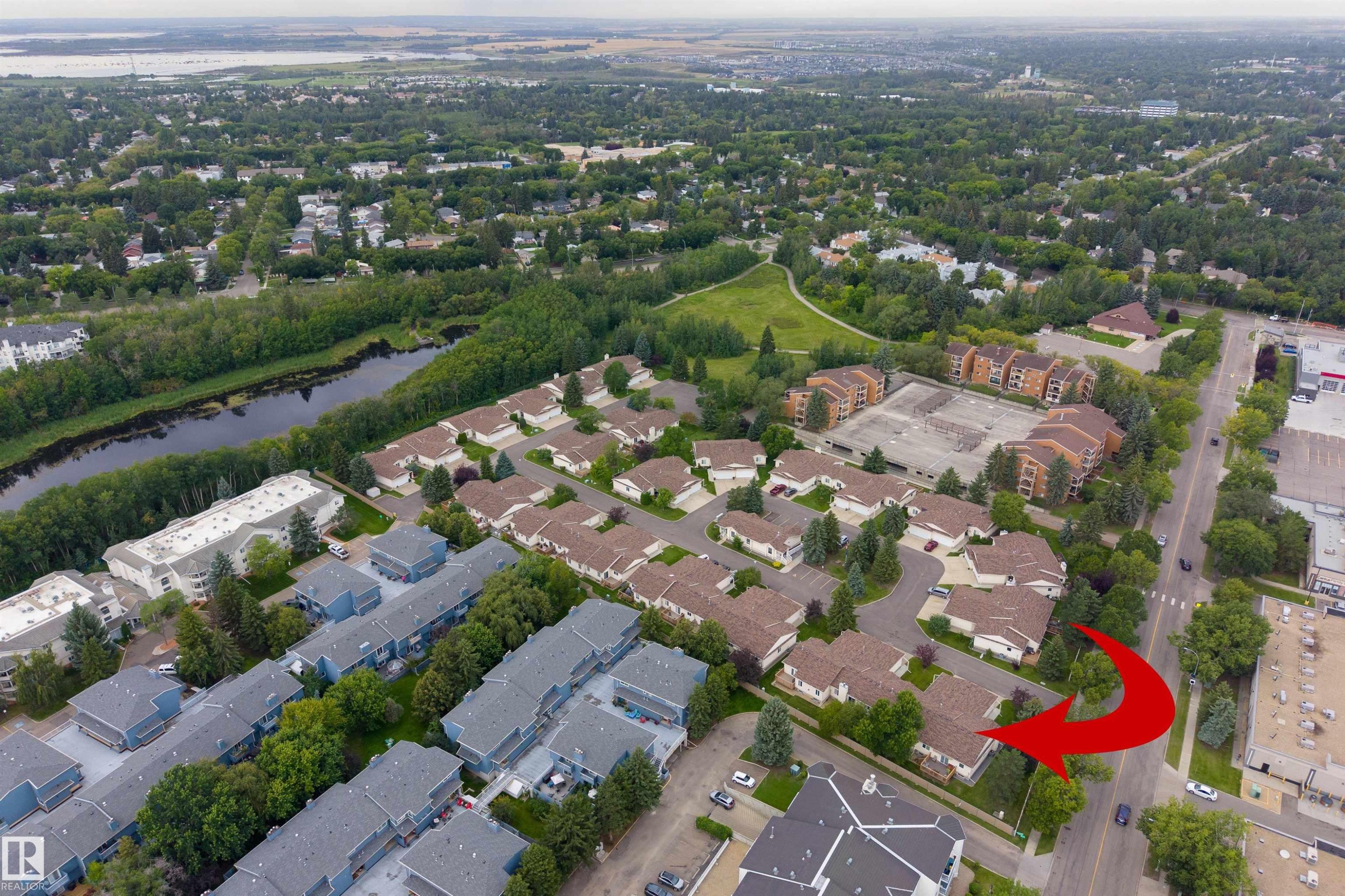 #1 10 Grange Dr, St. Albert, AB - Outdoor With View