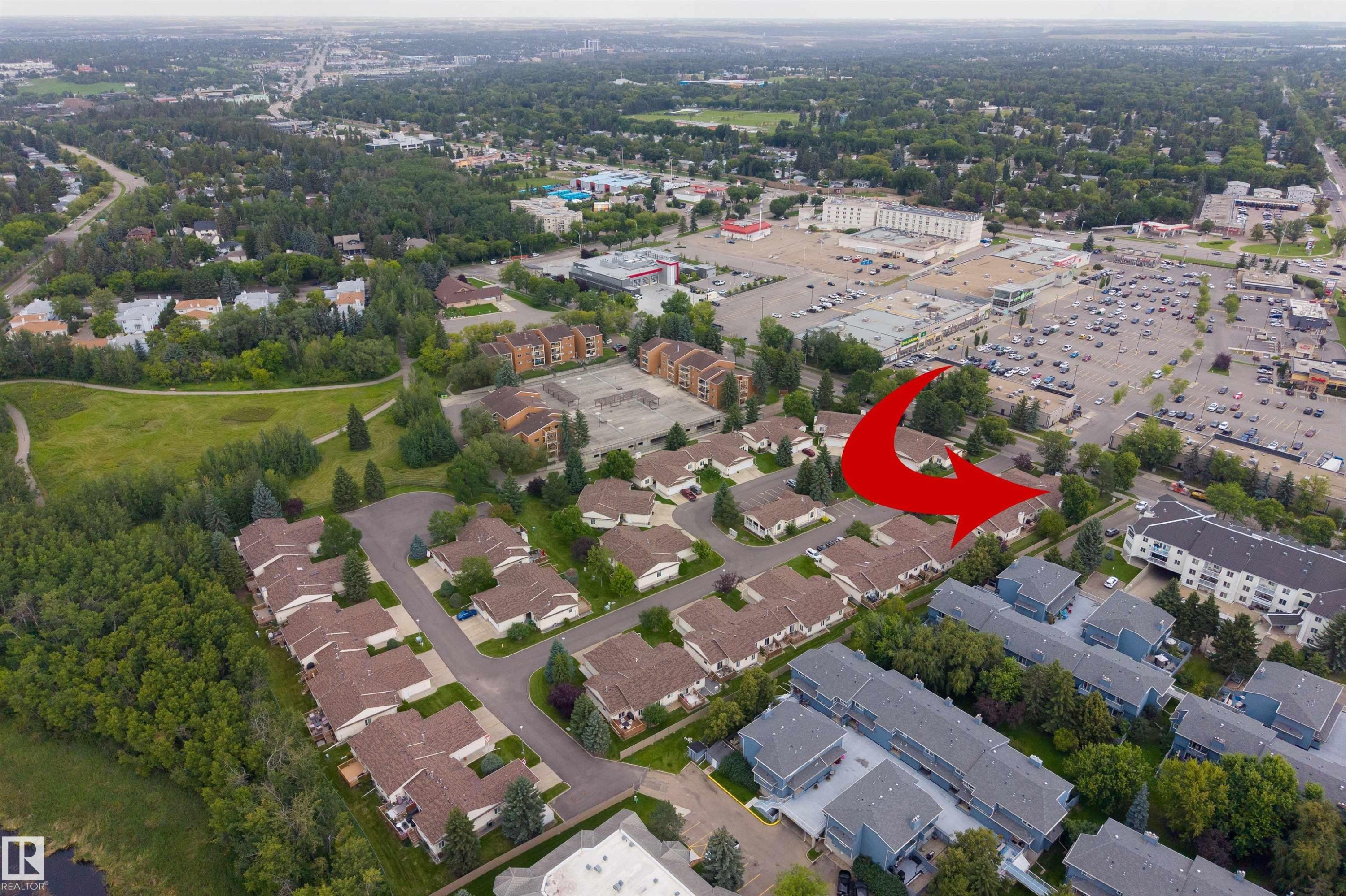#1 10 Grange Dr, St. Albert, AB - Outdoor With View