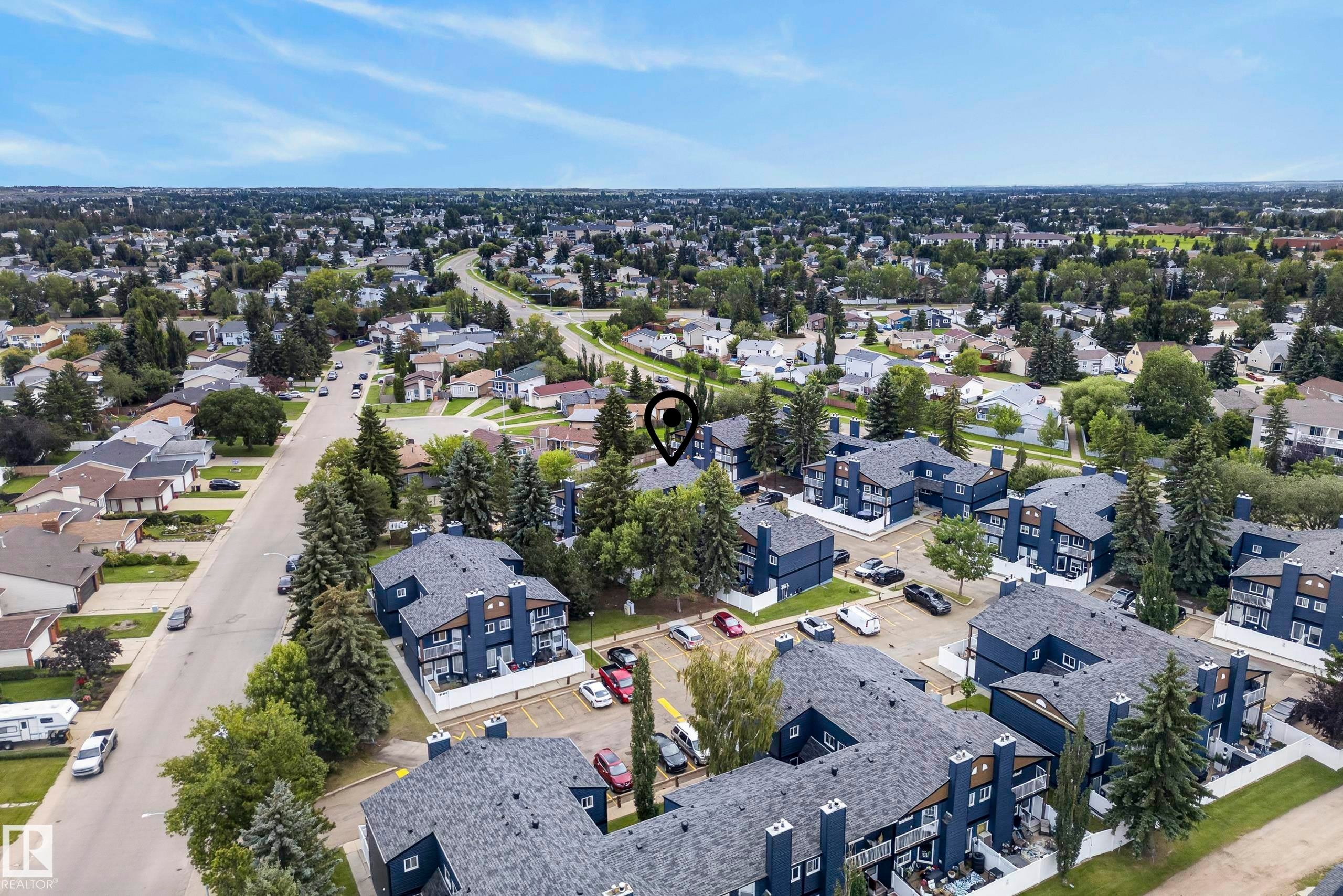 3522 42 Street Nw, Edmonton, AB - Outdoor With View