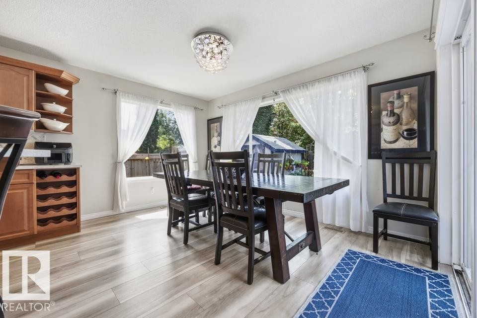 22 Bonin, Beaumont, AB - Indoor