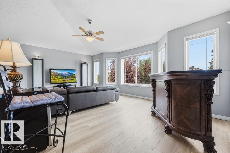 22 Bonin, Beaumont, AB - Indoor