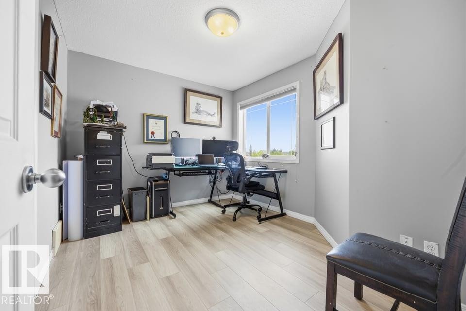 22 Bonin, Beaumont, AB - Indoor Photo Showing Office