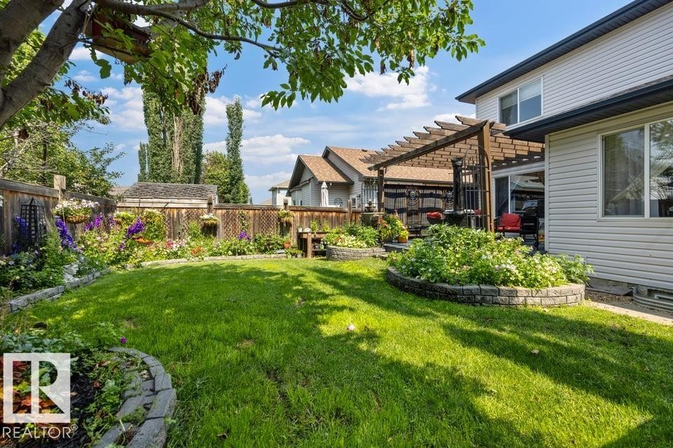 22 Bonin, Beaumont, AB - Outdoor