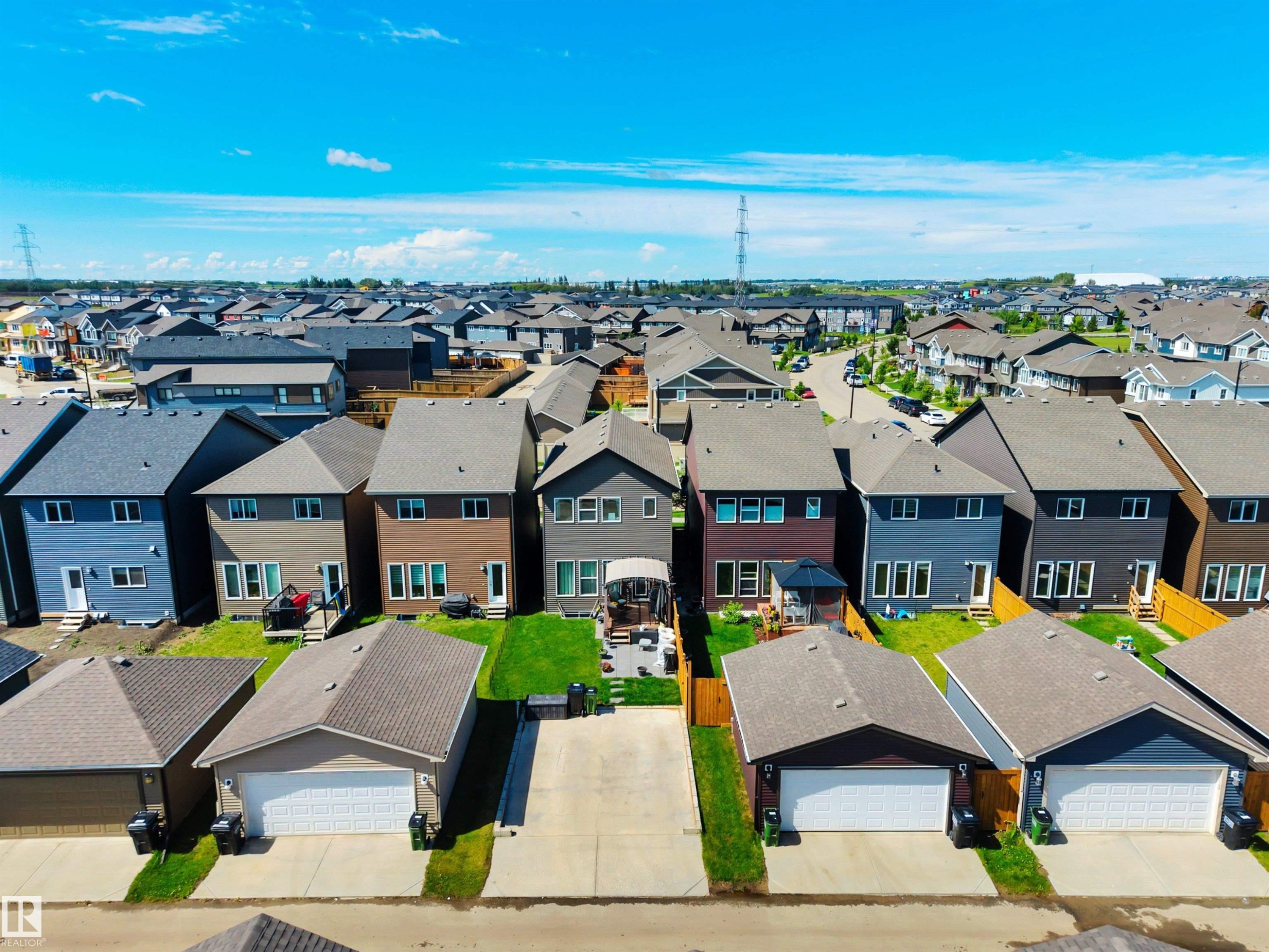 648 Orchards Boulevard Sw, Edmonton, AB - Outdoor
