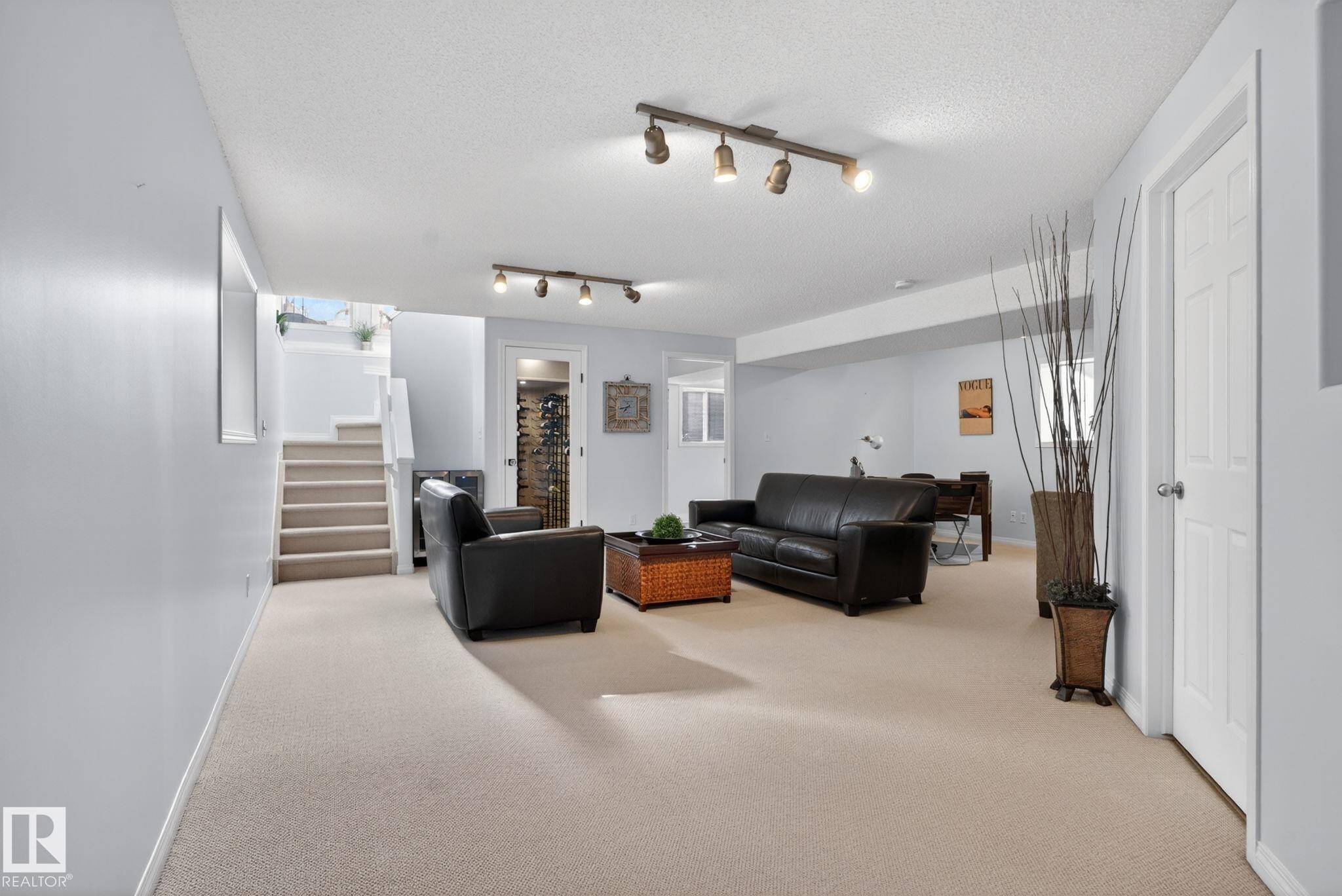 4343 Mcmullen Way Sw, Edmonton, AB