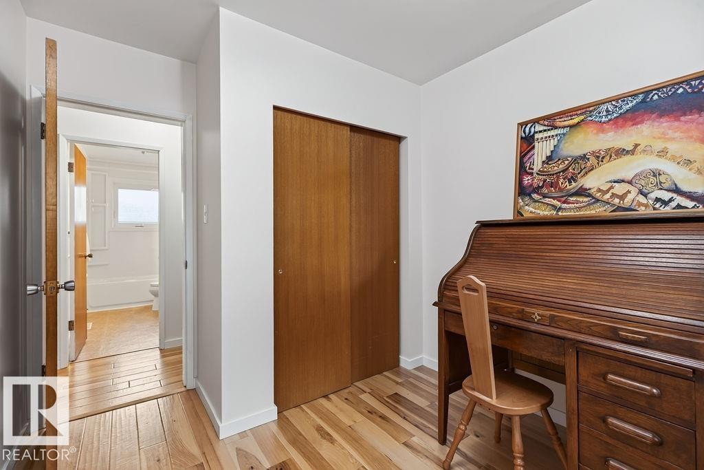 3824 114 Avenue Nw, Edmonton, AB - Indoor Photo Showing Other Room