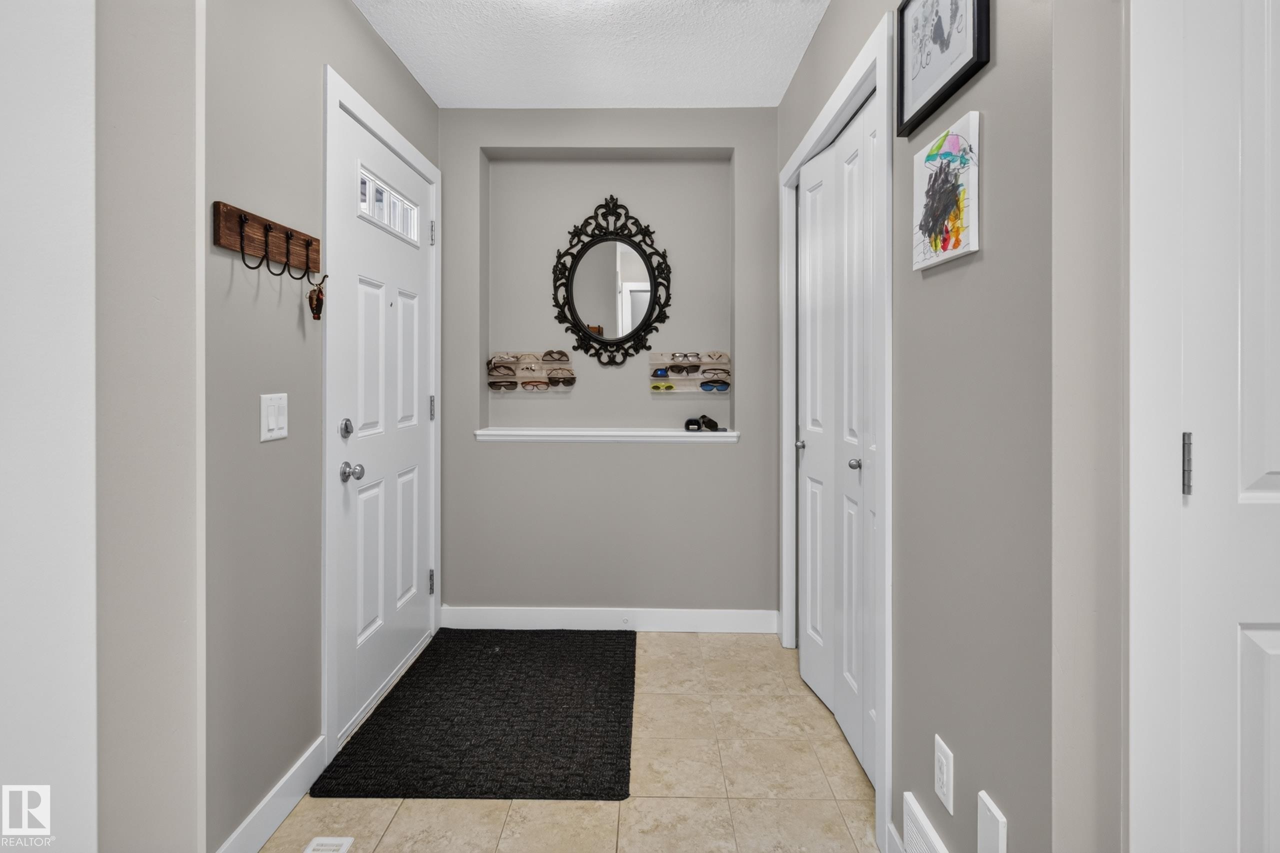 3520 9 Street Nw, Edmonton, AB - Indoor Photo Showing Other Room